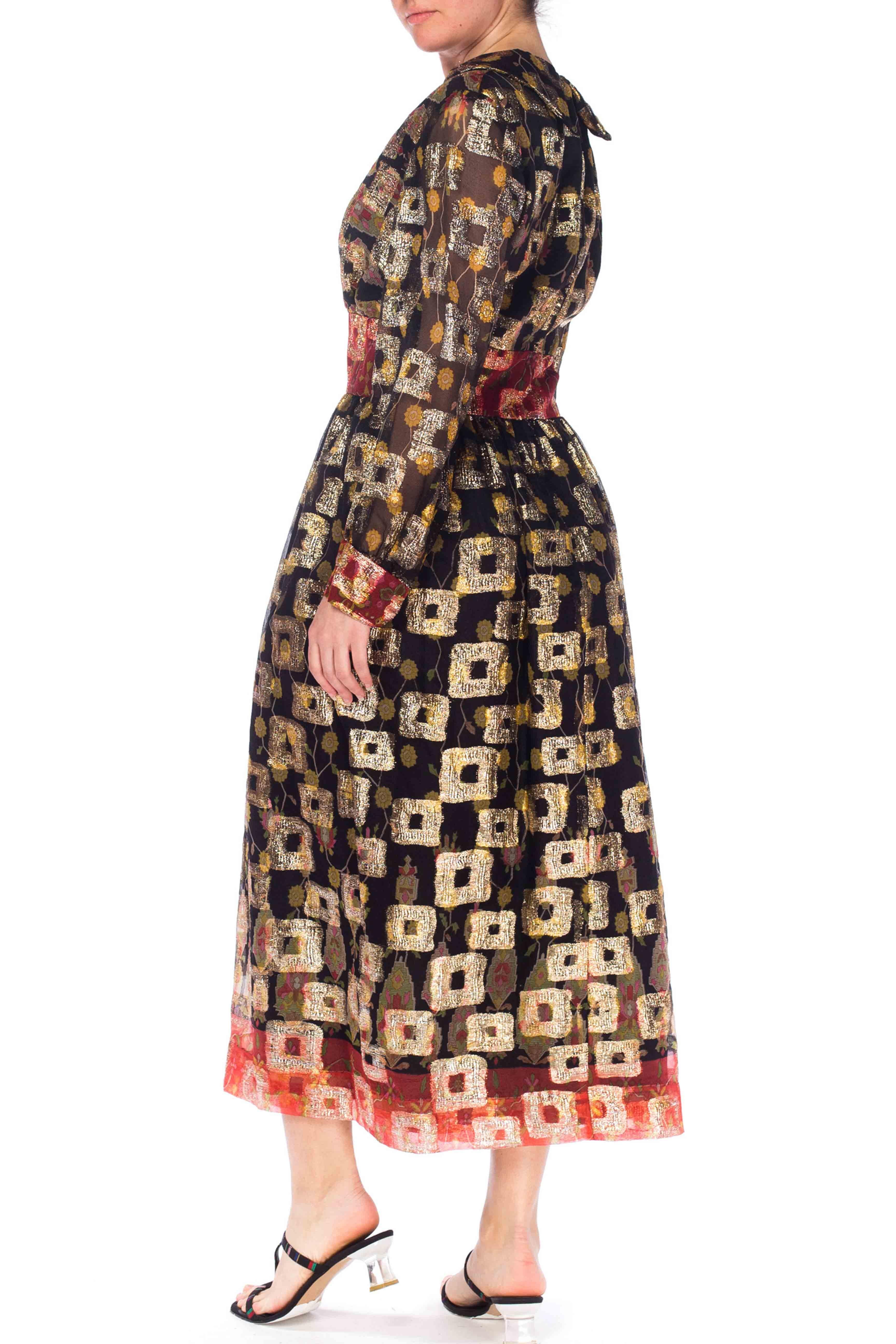1970S Black & Red Poly/Lurex Jacquard Long Sleeve Cocktail Dress In Good Condition For Sale In New York, NY