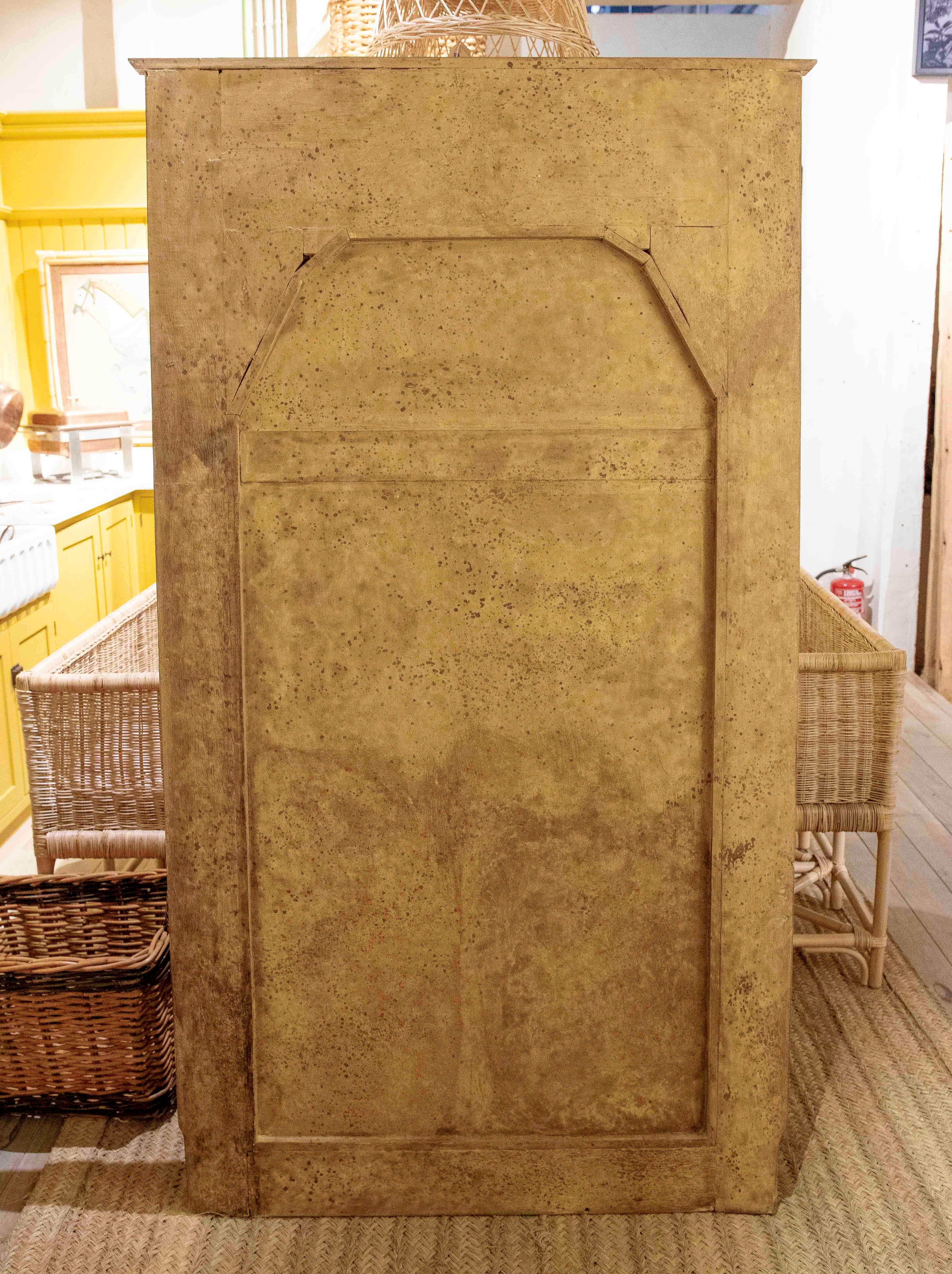 1970s Polychrome Wooden Wall Mirror with Antique Glass For Sale 14