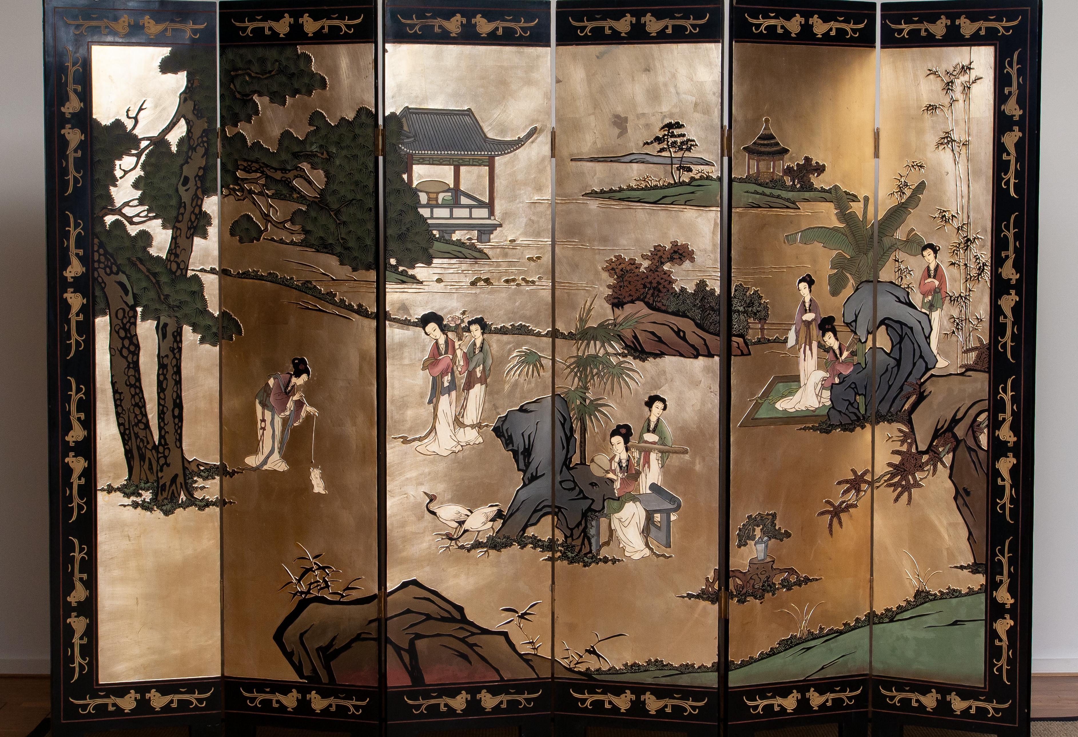 Late 20th Century 1970s Polychromed Gold Leaf Chinoiserie Double Face Folding Green / Room Divider