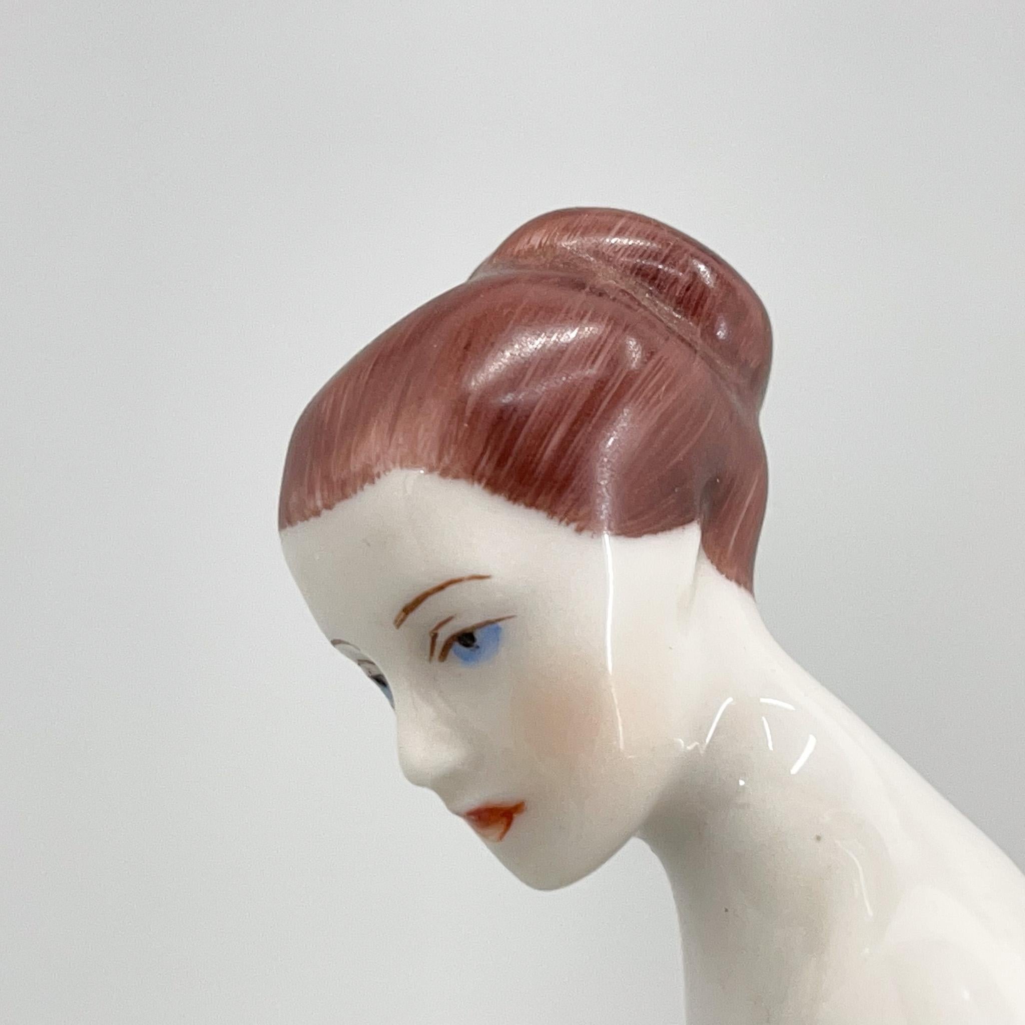 Escultura de porcelana de los años 70 de Royal Dux Porcelana en venta