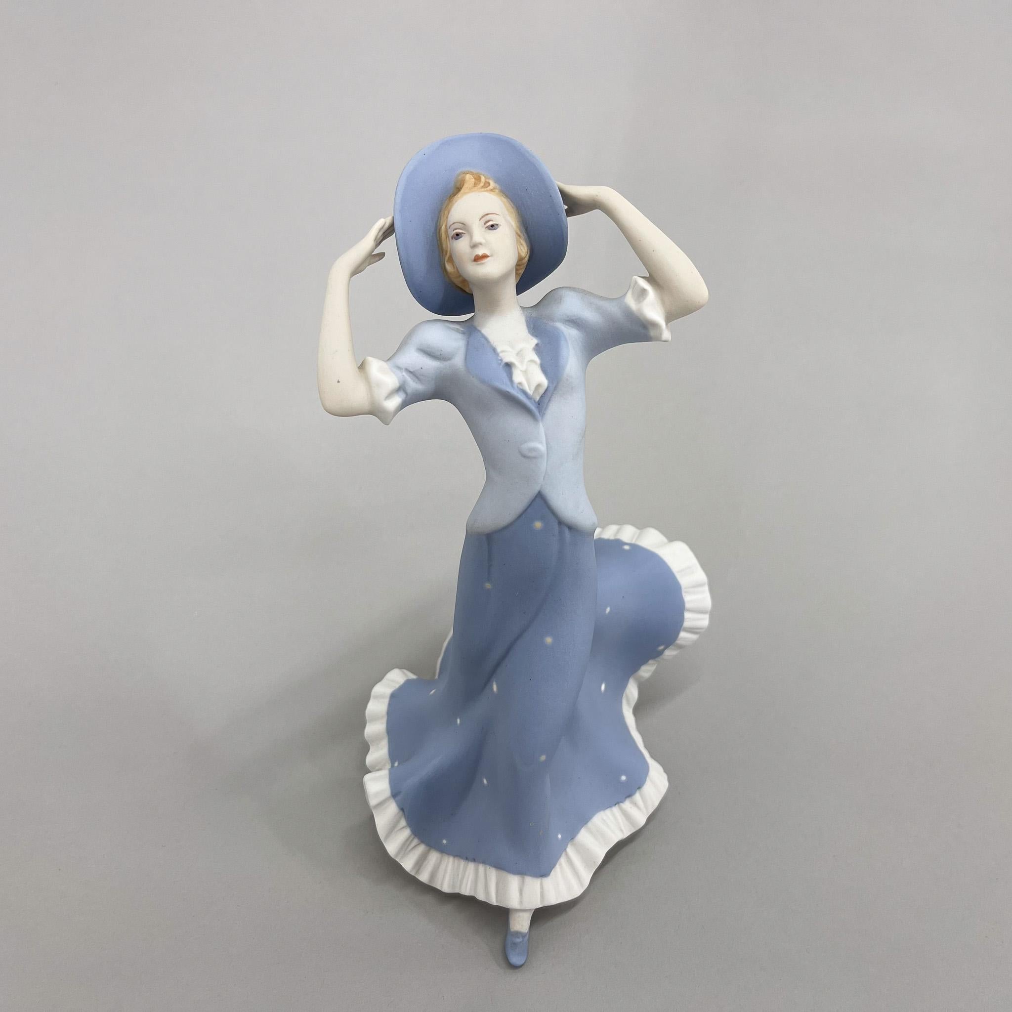 1970s Porcelain Sculpture 'Lady with Hat' by Royal Dux For Sale 5