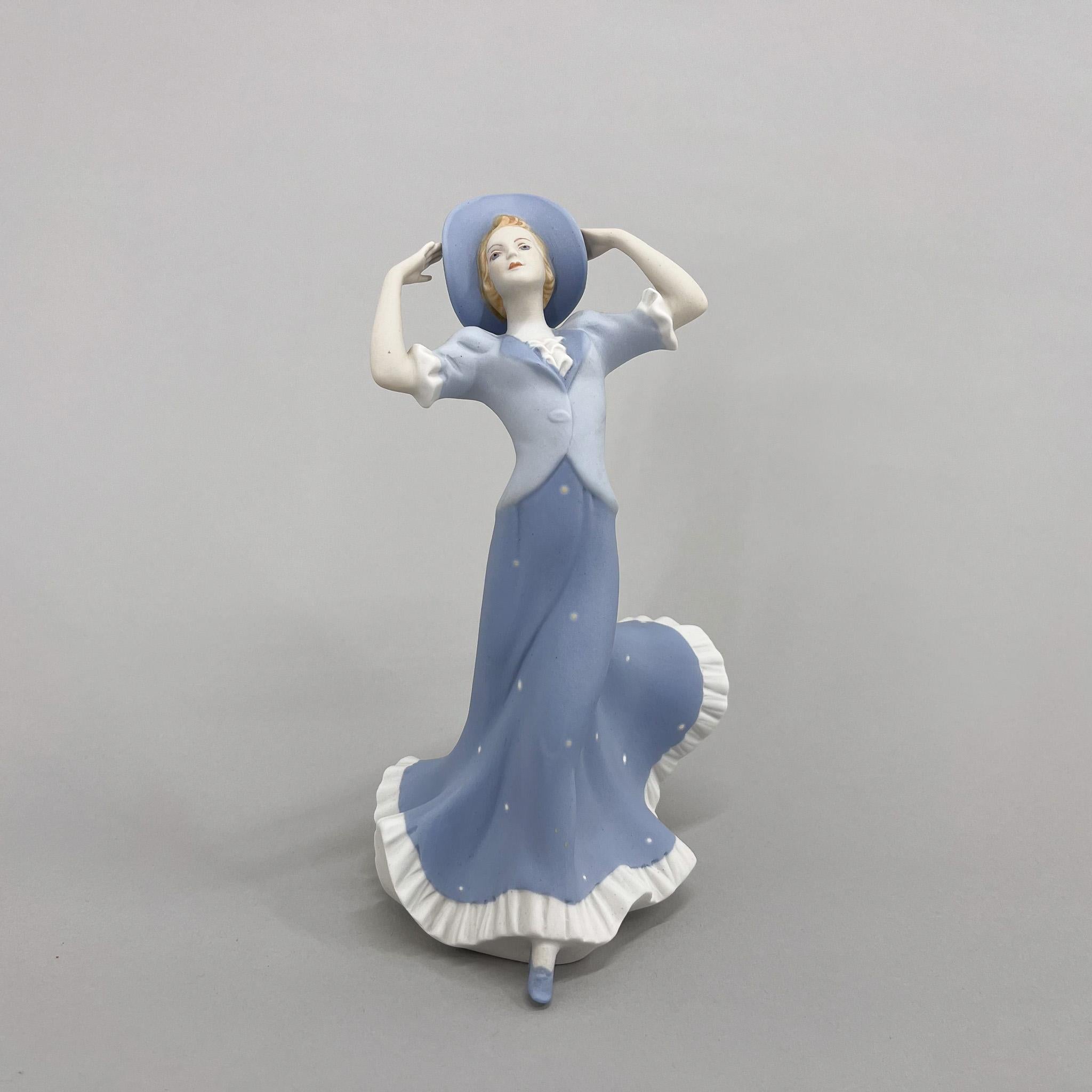 1970s Porcelain Sculpture 'Lady with Hat' by Royal Dux For Sale 8