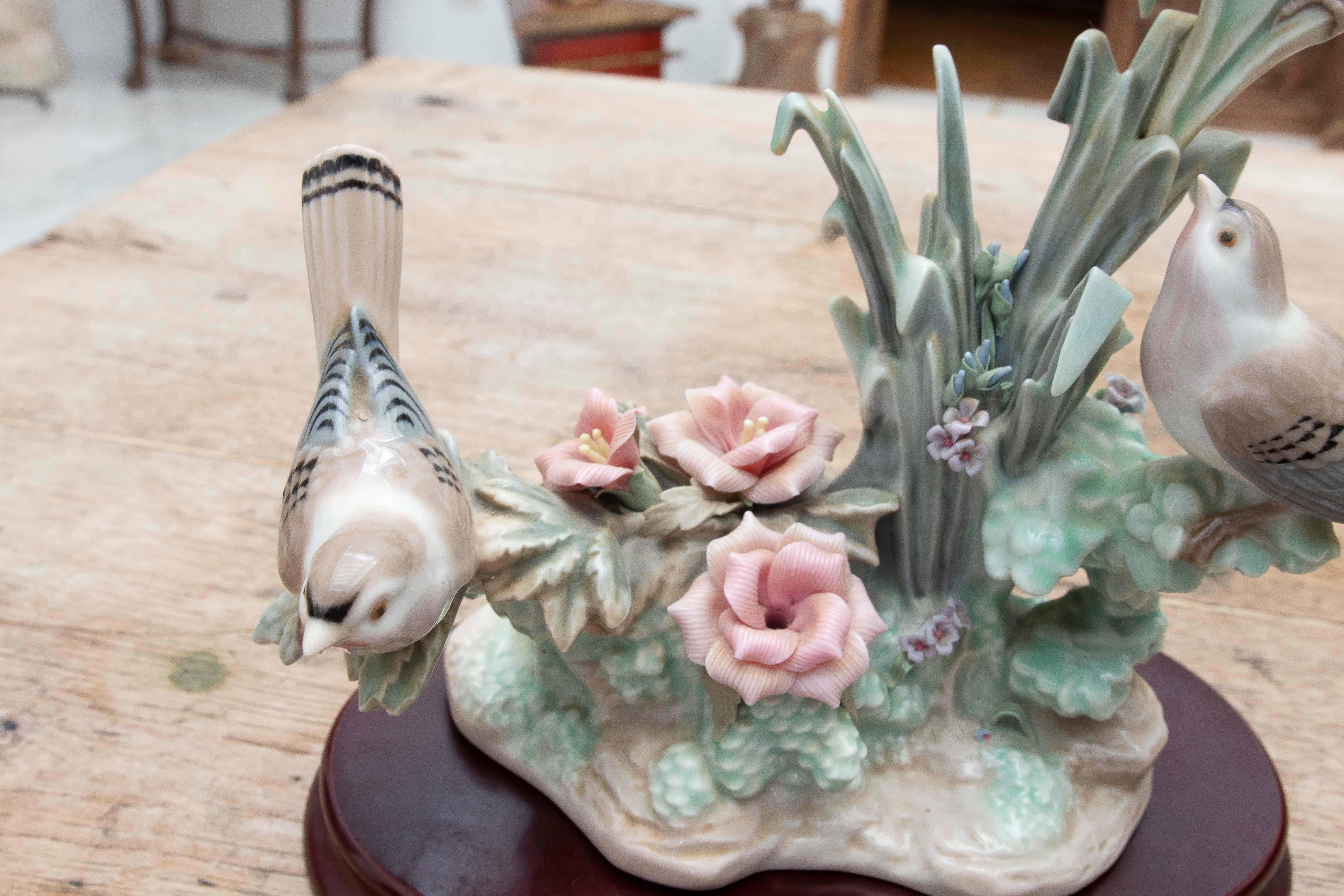1970s Porcelain Sculpture of Spanish LLadro House with Birds For Sale 6