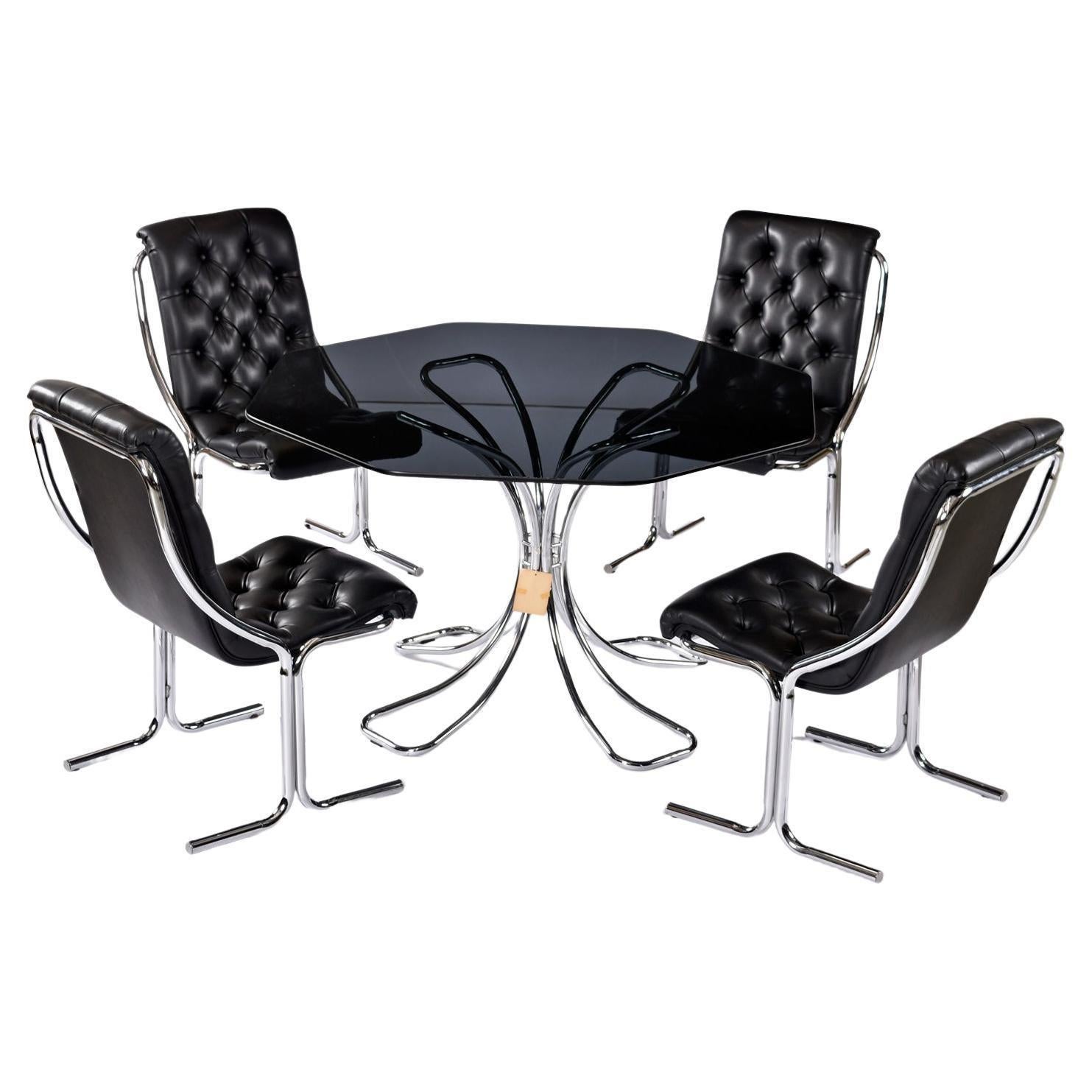 Sillas Post Modernas Daystrom Scoop de Vinilo Negro y Cromo de los Años 70 cuero de imitación en venta