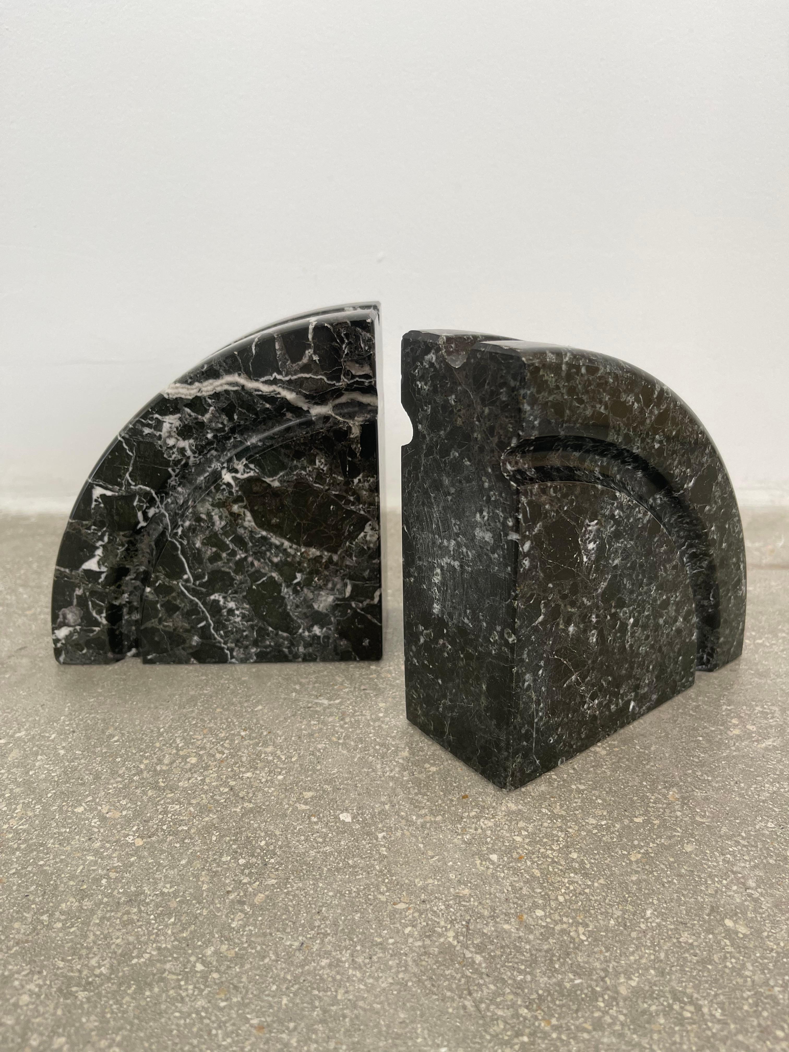 1970's Post Modern Italian Marble Bookends In Excellent Condition In Miami, FL