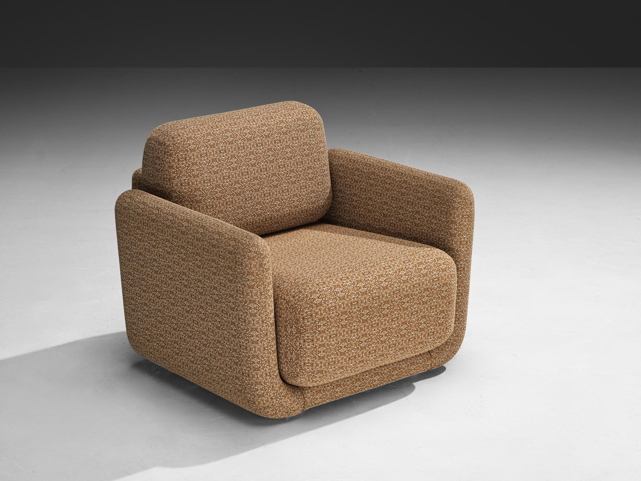 Silla de salón postmoderna de los años 70 en tela estampada beige Posmoderno en venta