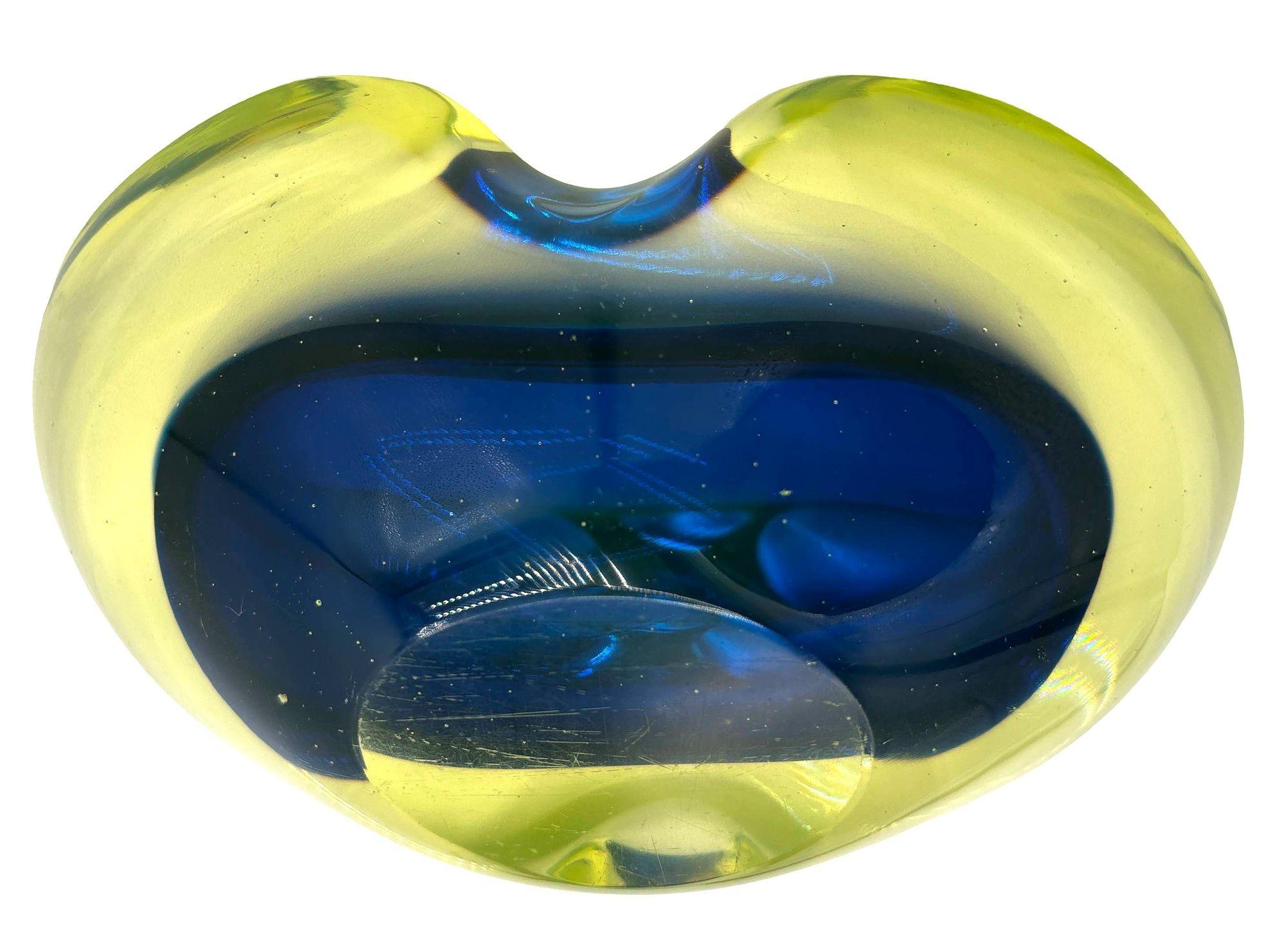 Italian 1970's Postmodern Biomorphic Sommerso Murano Glass Bowl or Ashtray For Sale