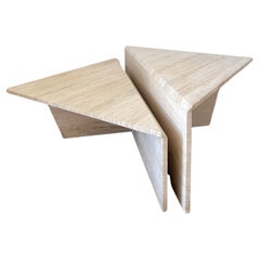Postmoderner skulpturaler Origami-Couchtisch aus Travertin, 1970er Jahre