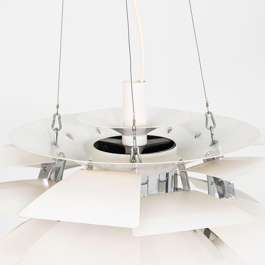 Moderno Lampada a sospensione a carciofo grande di Poul Henningsen per Louis Poulsen degli anni '70, in bianco in vendita