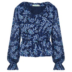 Camicetta Pucci anni '70 in seta floreale blu con scollo a balze