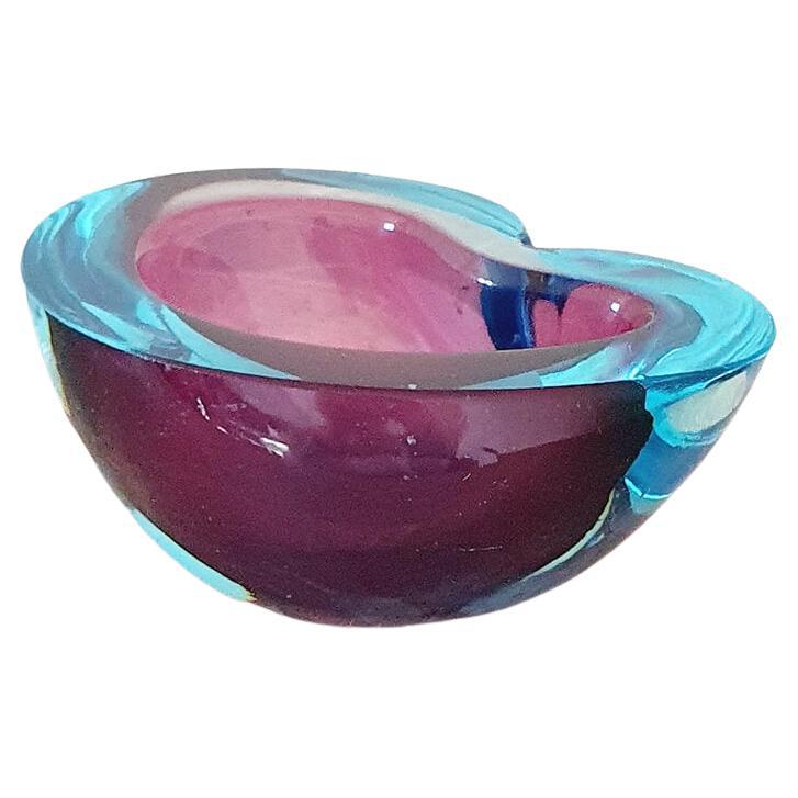 1970s Italian Purple and Blue Murano Glass Hand-Blown Sommerso Bowl