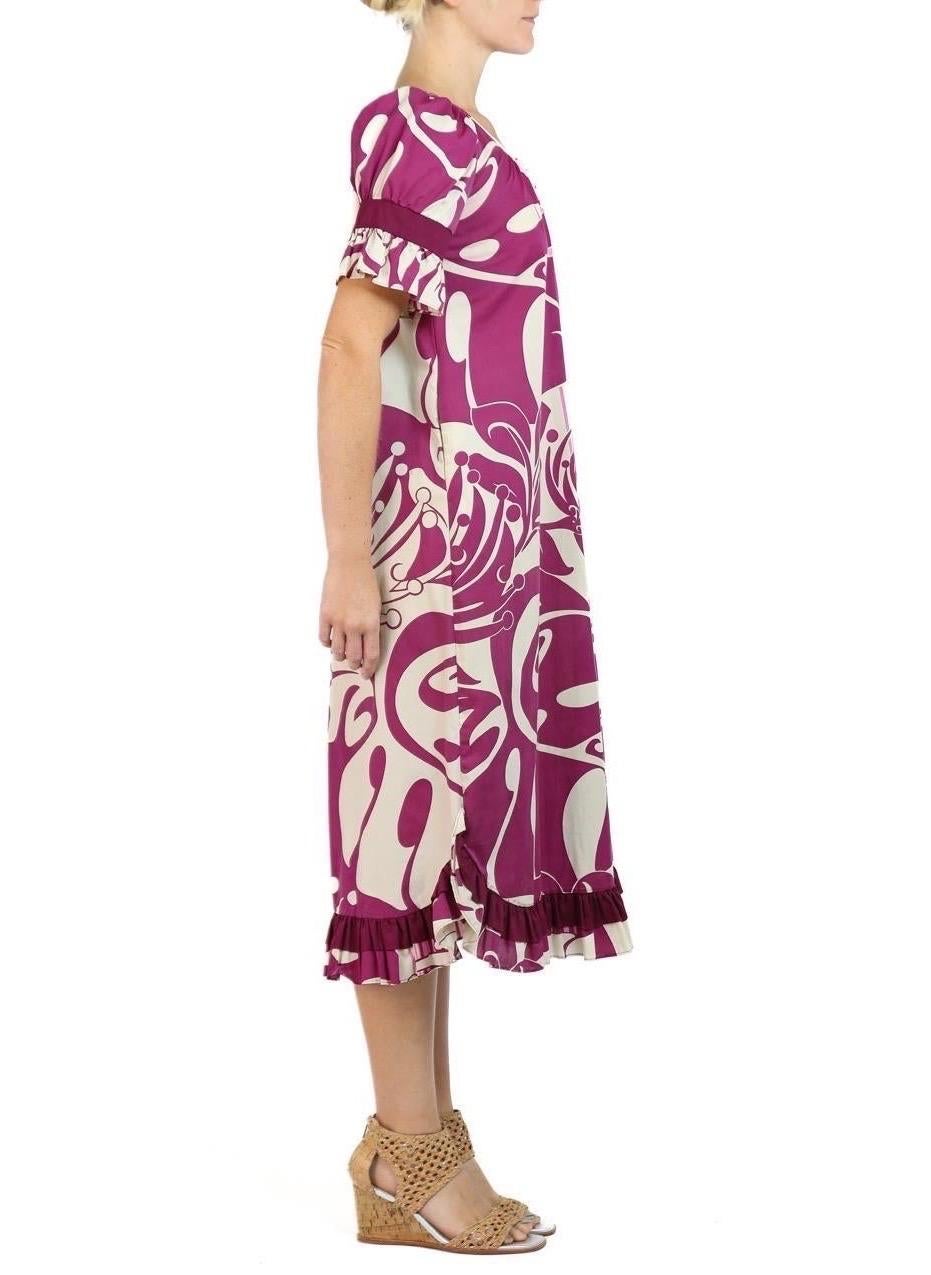 Lila & Cremefarbenes Kleid aus Poly/Baumwolle, hergestellt auf Hawaii von Muumuu, 1970er Jahre im Angebot 1