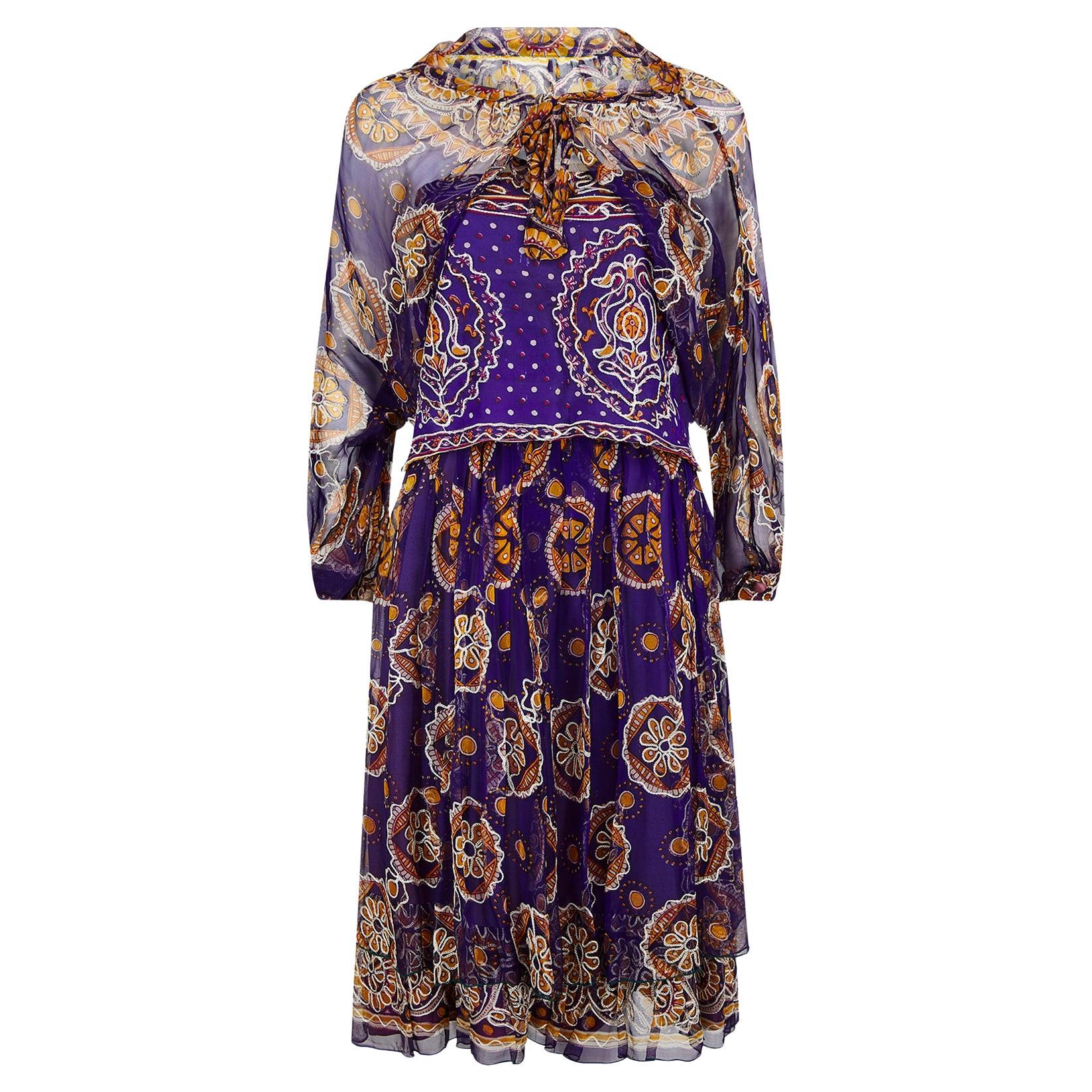Ensemble a tre pezzi ricamato in viola anni '70 in vendita