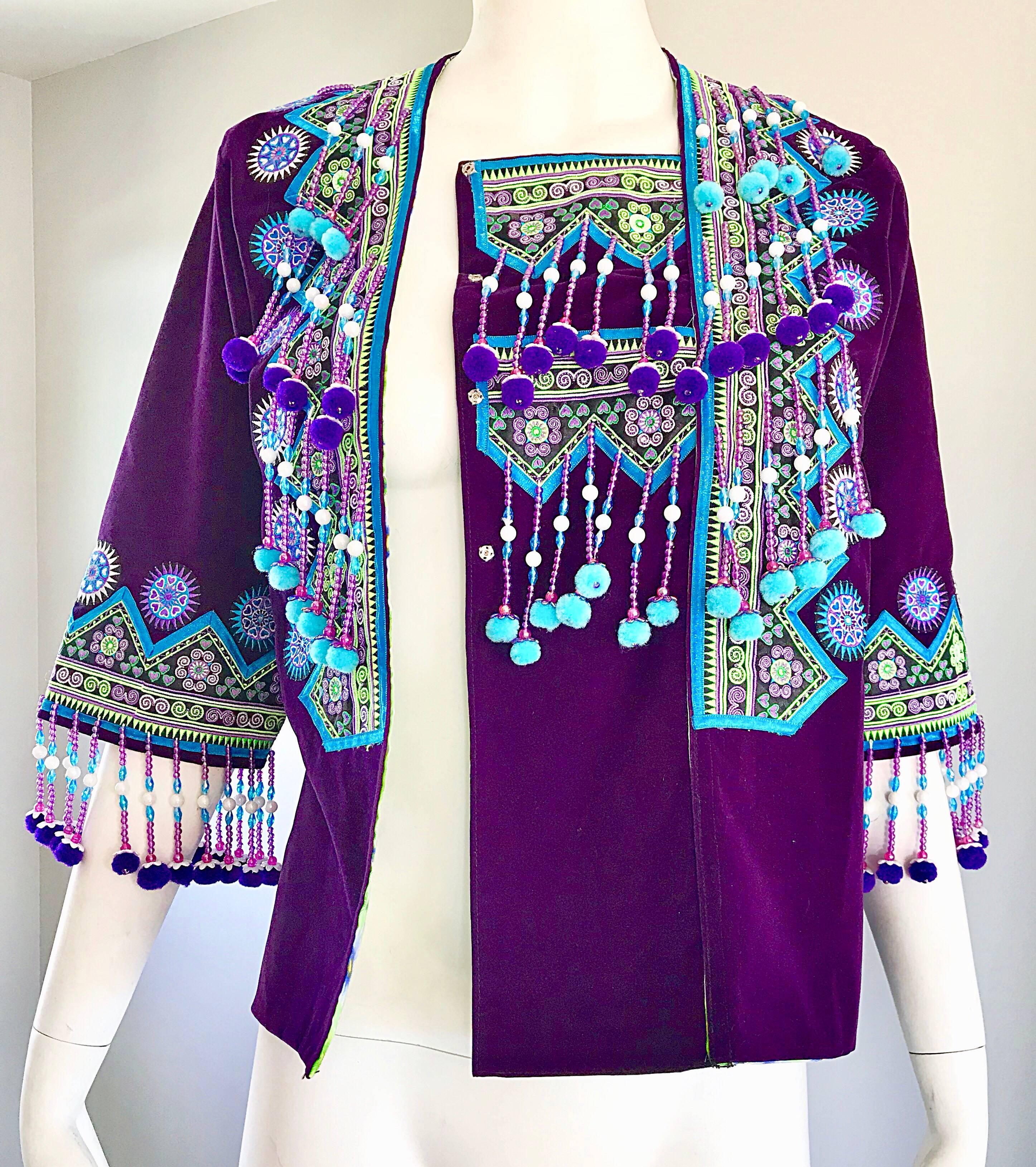 1970er Lila Hmong Samt Boho Samt Perlen Pom Vintage 70er Kimono Shirt Jacke im Angebot 2