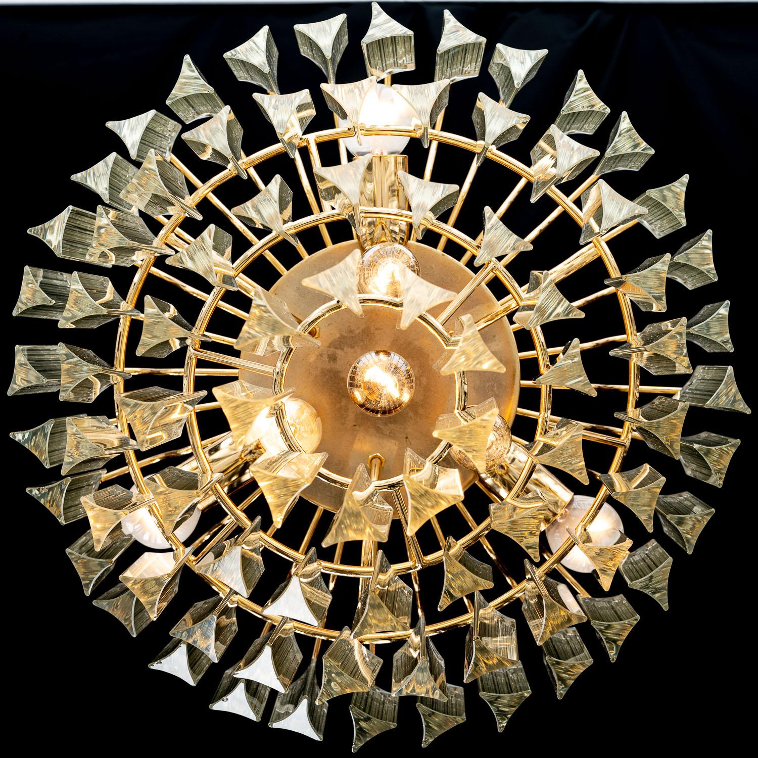 1970's Quadriedri Murano Glass and Brass Chandelier by Venini For Sale 5