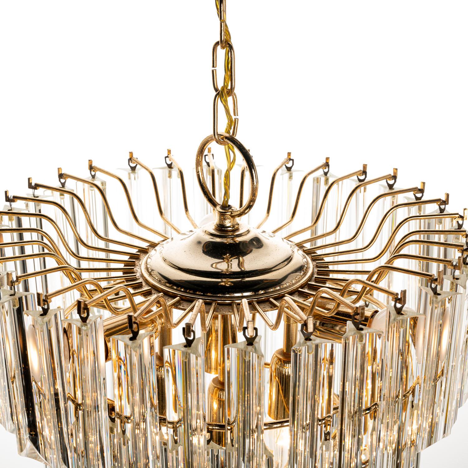 1970's Quadriedri Murano Glass and Brass Chandelier by Venini In Good Condition For Sale In Amsterdam, NH