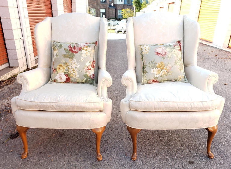 American 1970s Queen Anne Style Wing-Back Chairs in a Cream Swiss Floral Fabric, a Pair For Sale