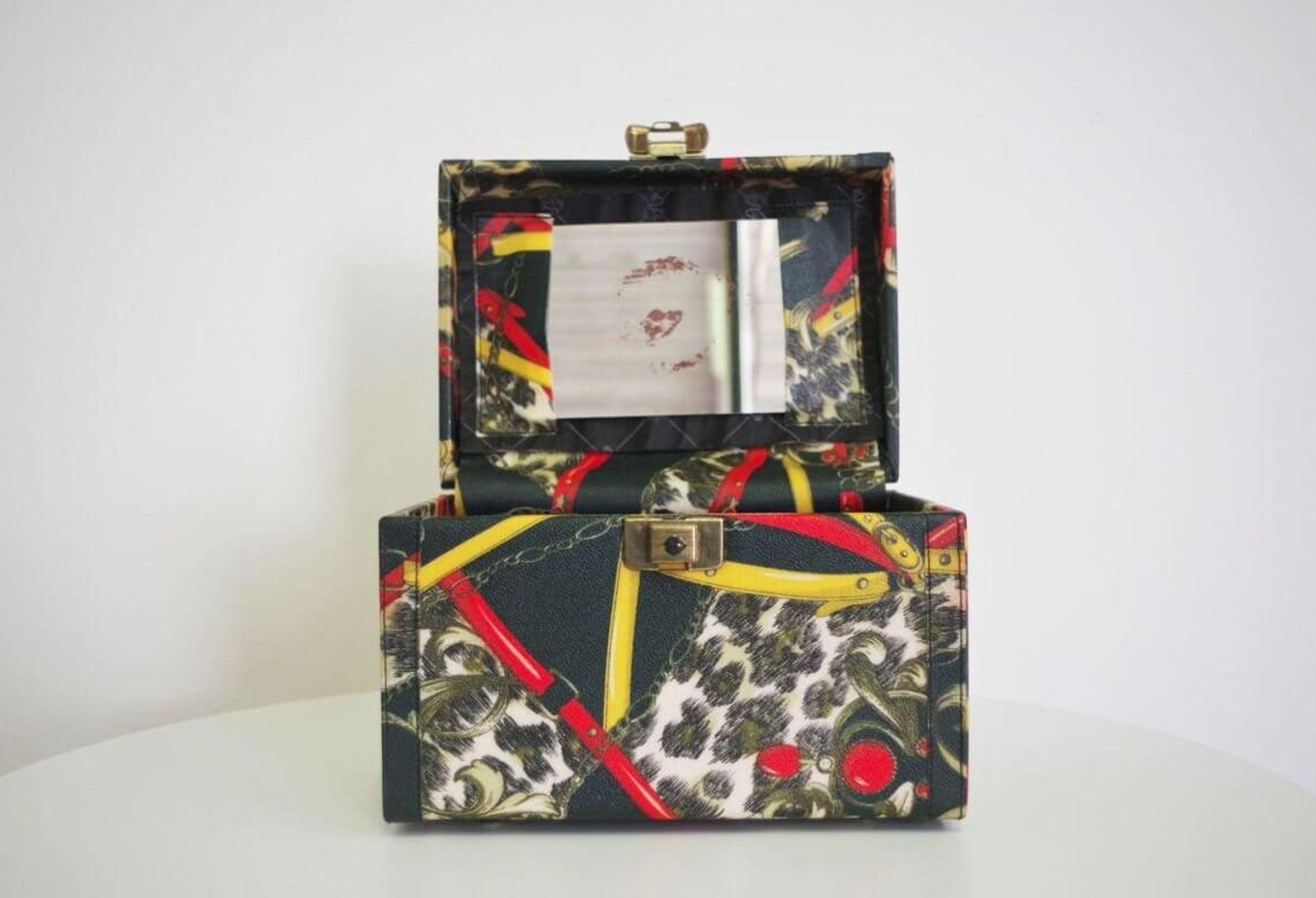 1970er R. di Camerino Kunstlederkoffer - eine Ikone der italienischen Mode im Angebot 2
