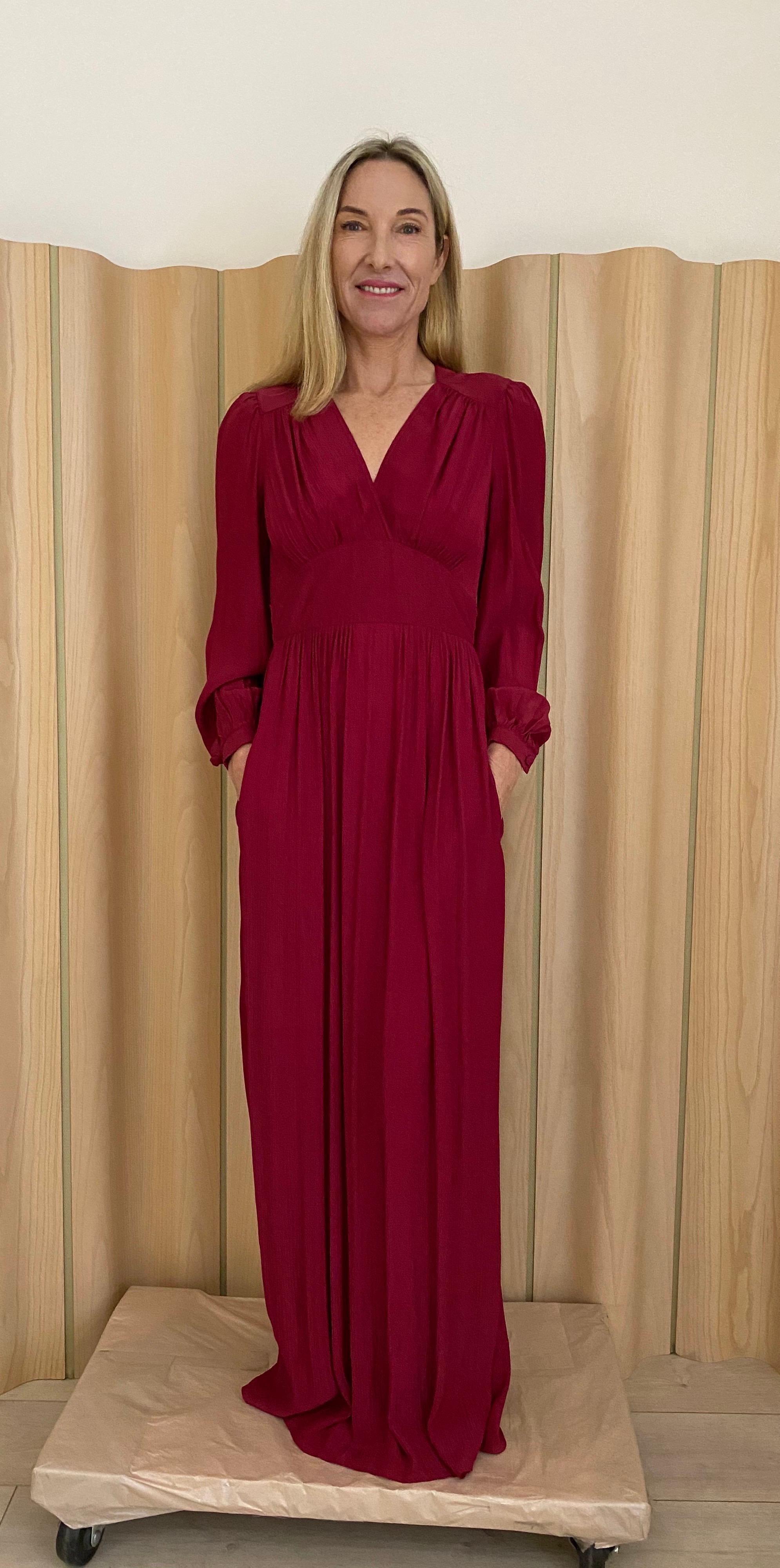 burgundy v neck dress