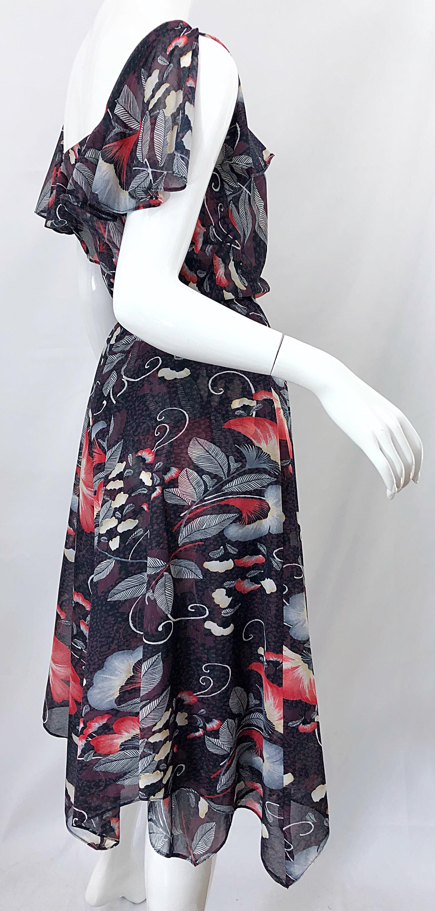 Women's 1970s Rae Hepburn Handkerchief Hem Cold Shoulder Asian Theme Vintage 70s Dress For Sale