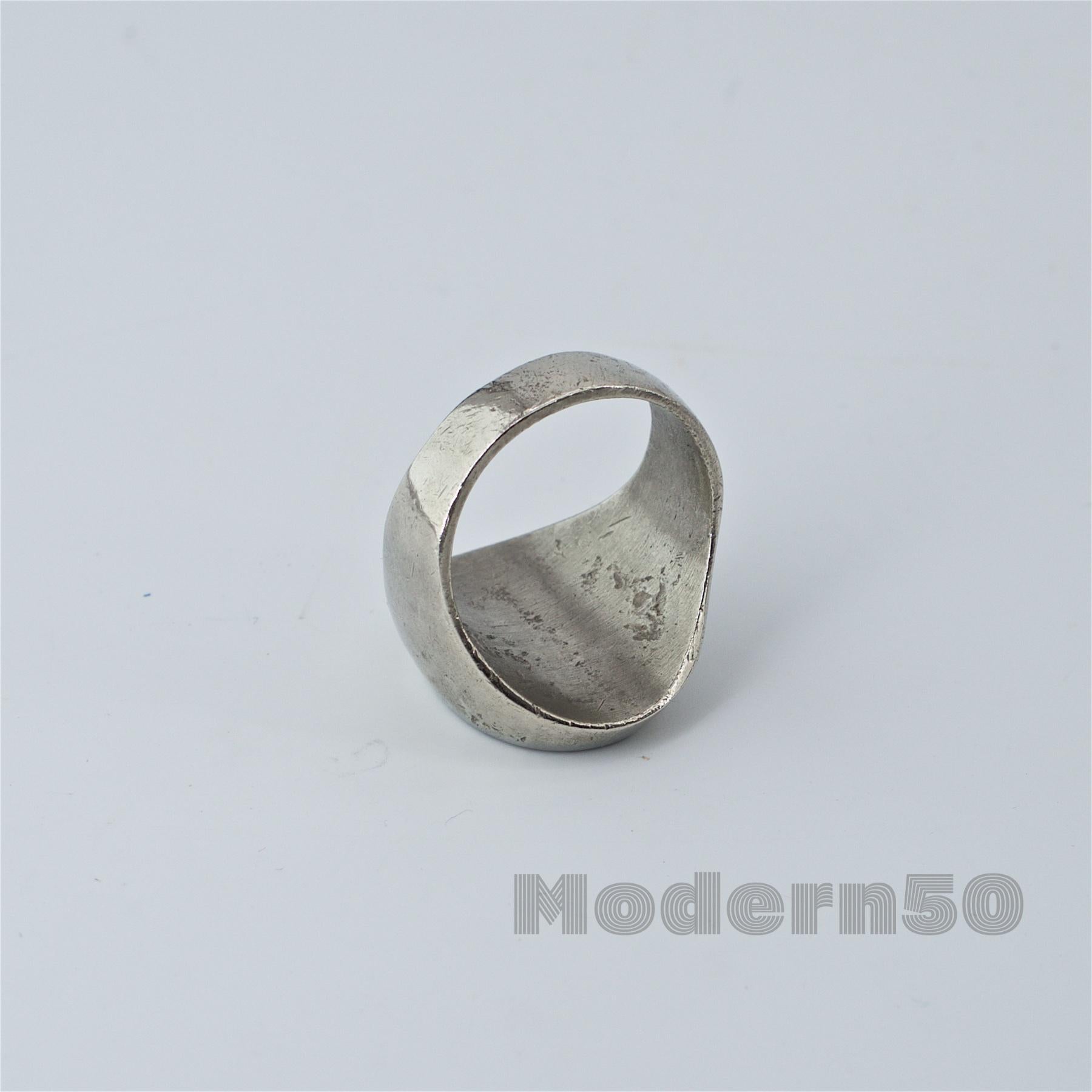 psychedelic ring