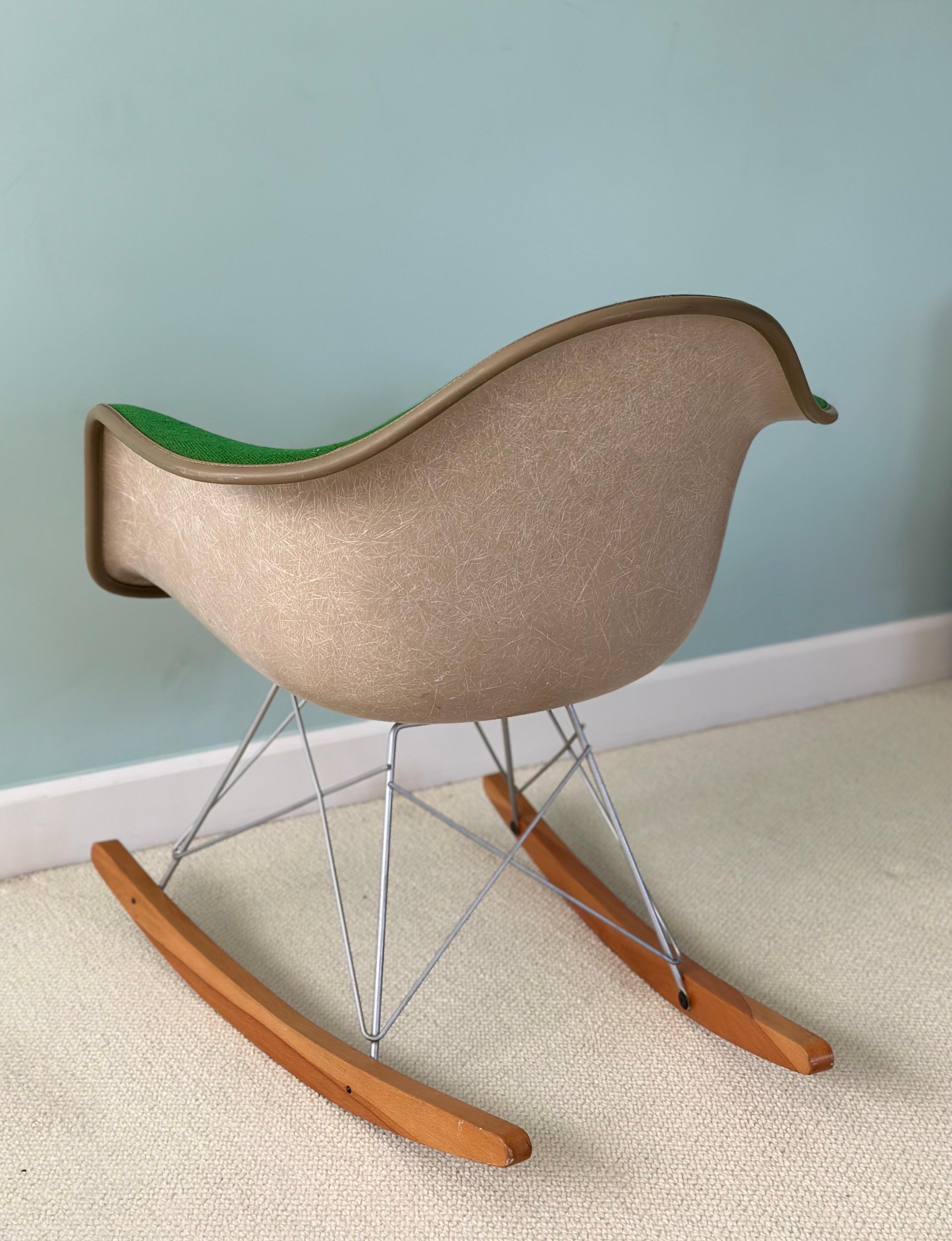 1970s RAR Eames for Herman Miller Fiberglass and Green Upholstery Rocker Chair  For Sale 1