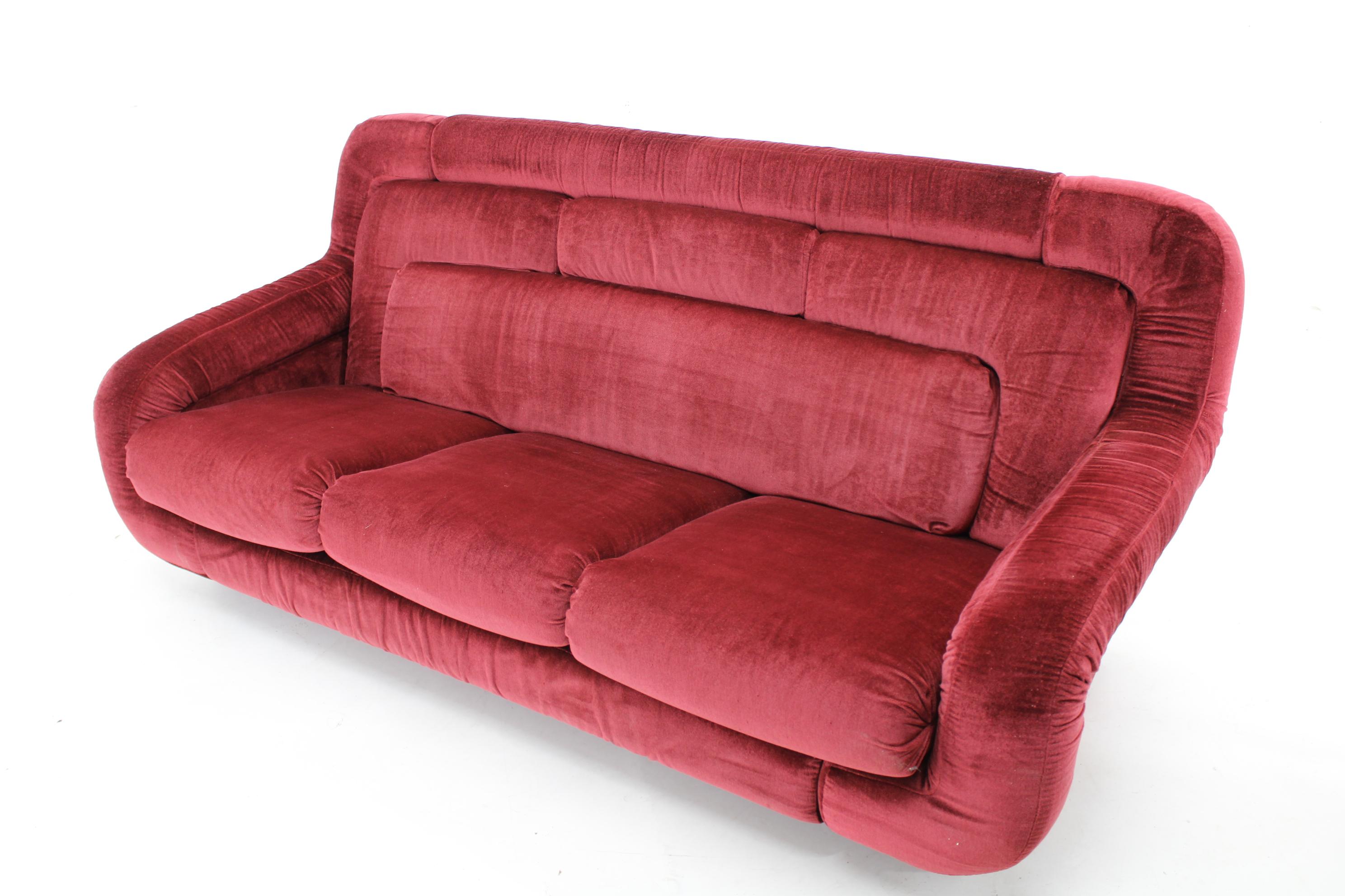 Velvet 1970s Rare Mid Century Three-Seat Sofa, Italy 