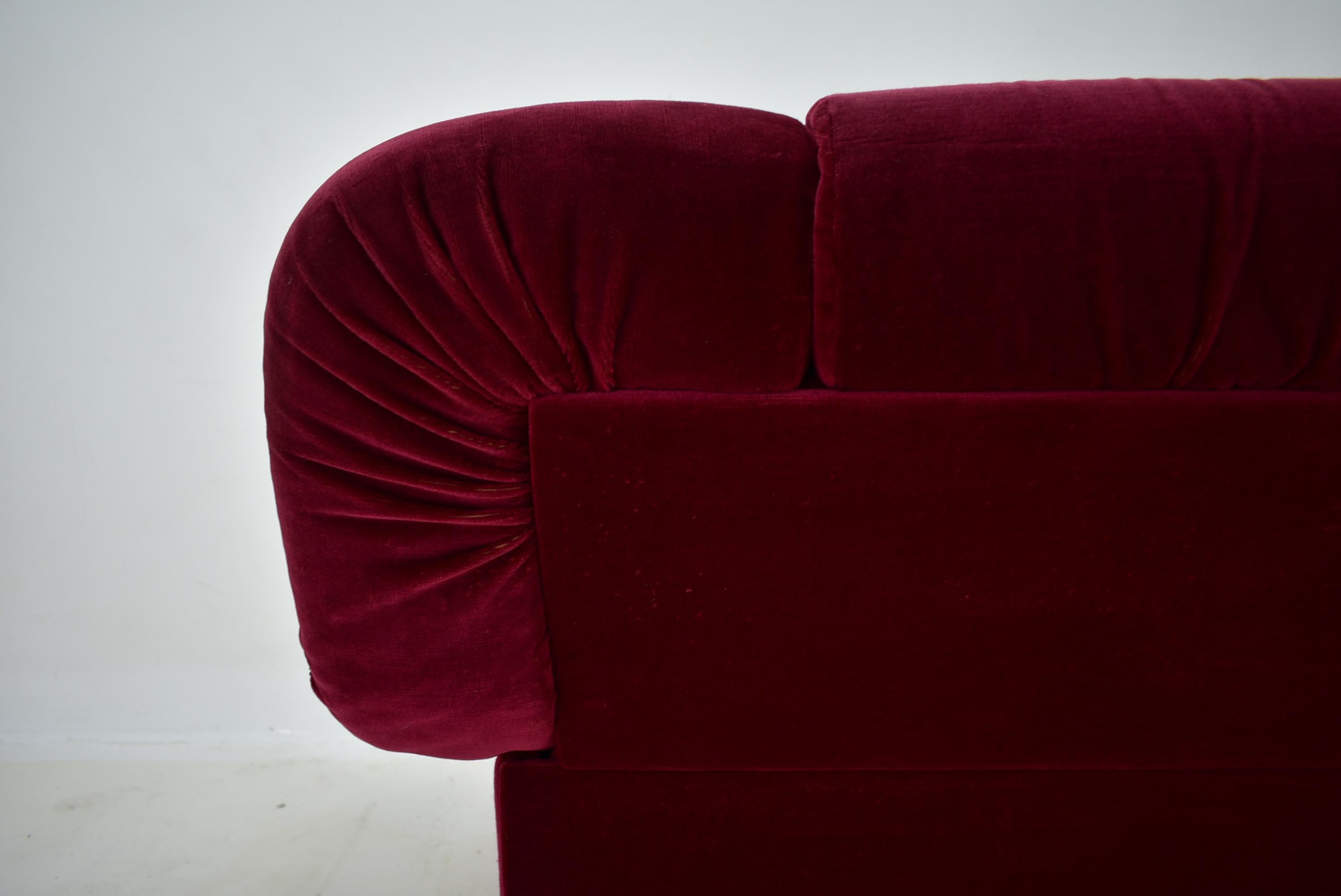 1970s Rare Mid Century Two-Seat Sofa, Italy For Sale 8
