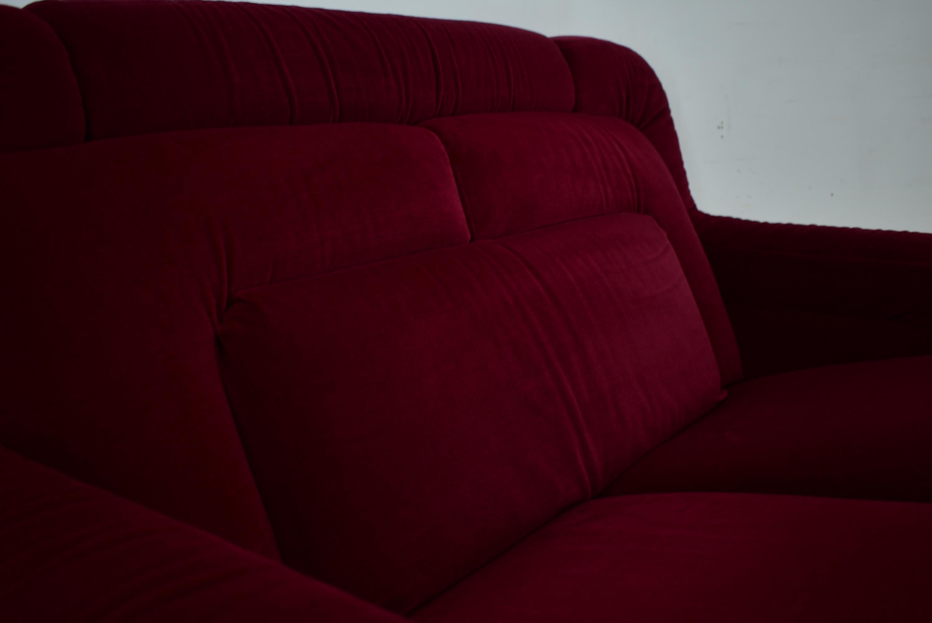 1970s Rare Mid Century Two-Seat Sofa, Italy For Sale 12