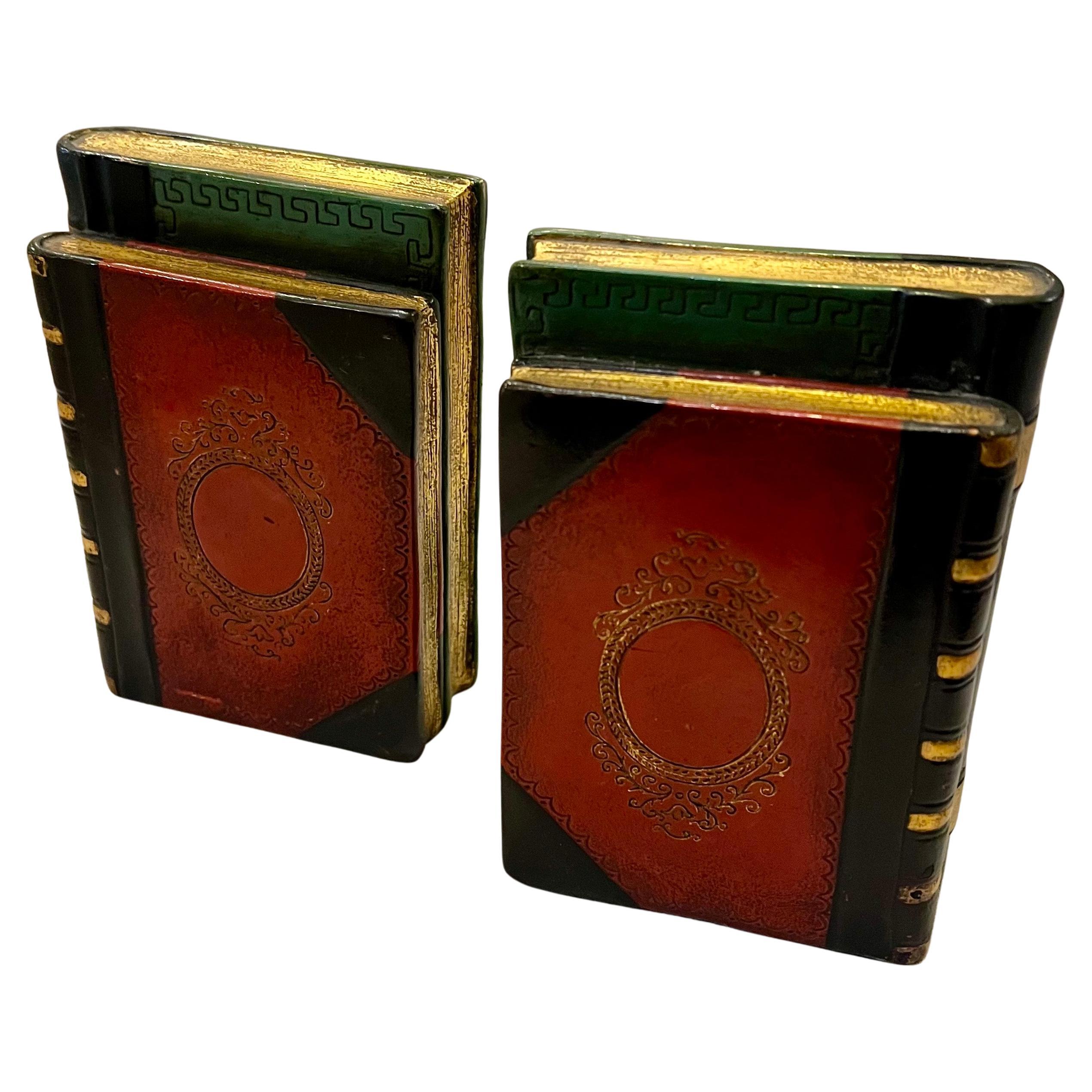 1970's Rare Pair of Bookends Classic Antique Bücher mit Gold Trim von Borghese (20. Jahrhundert) im Angebot