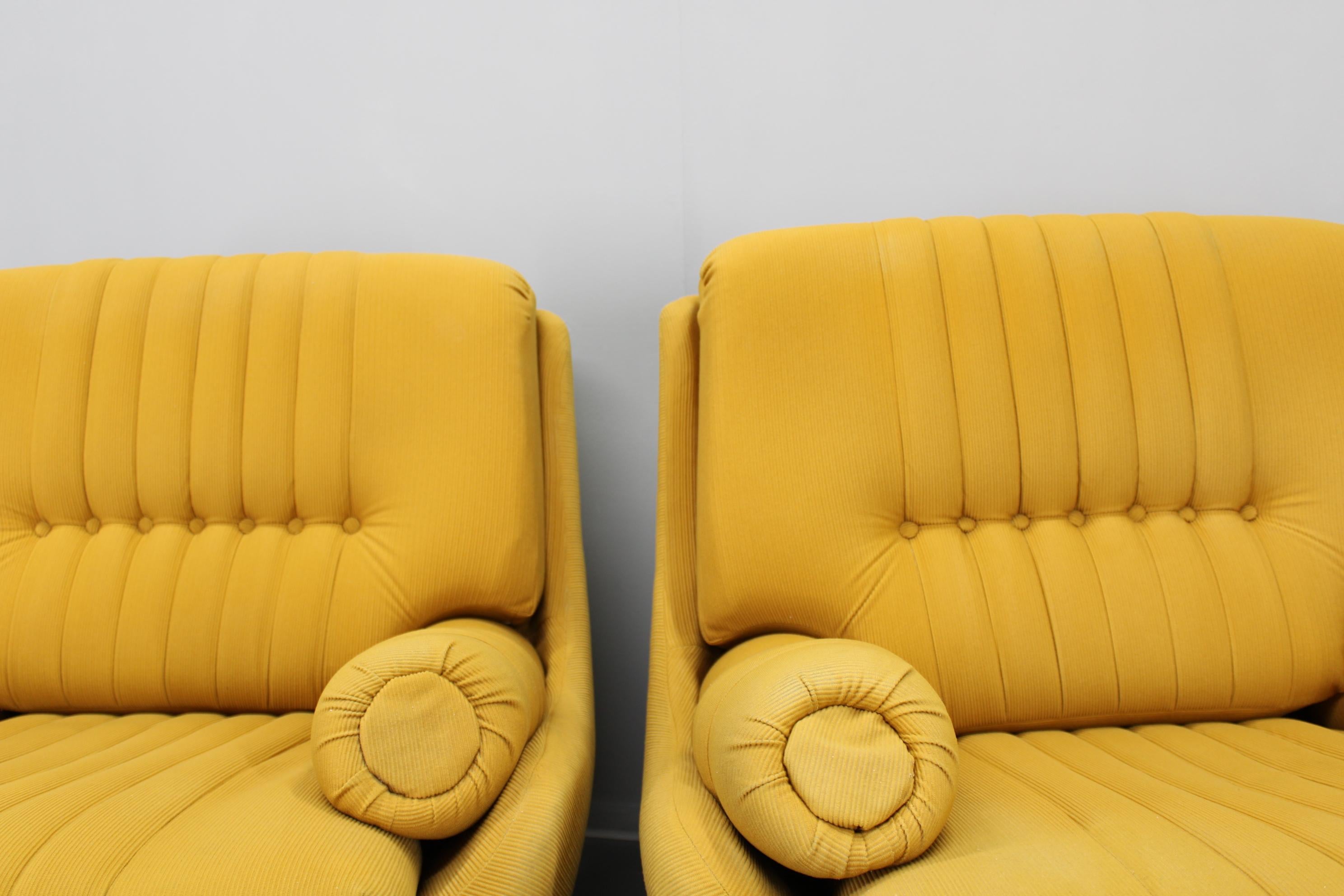 Mid-Century moderno Rara coppia di poltrone A Space degli anni '70, Cecoslovacchia in vendita