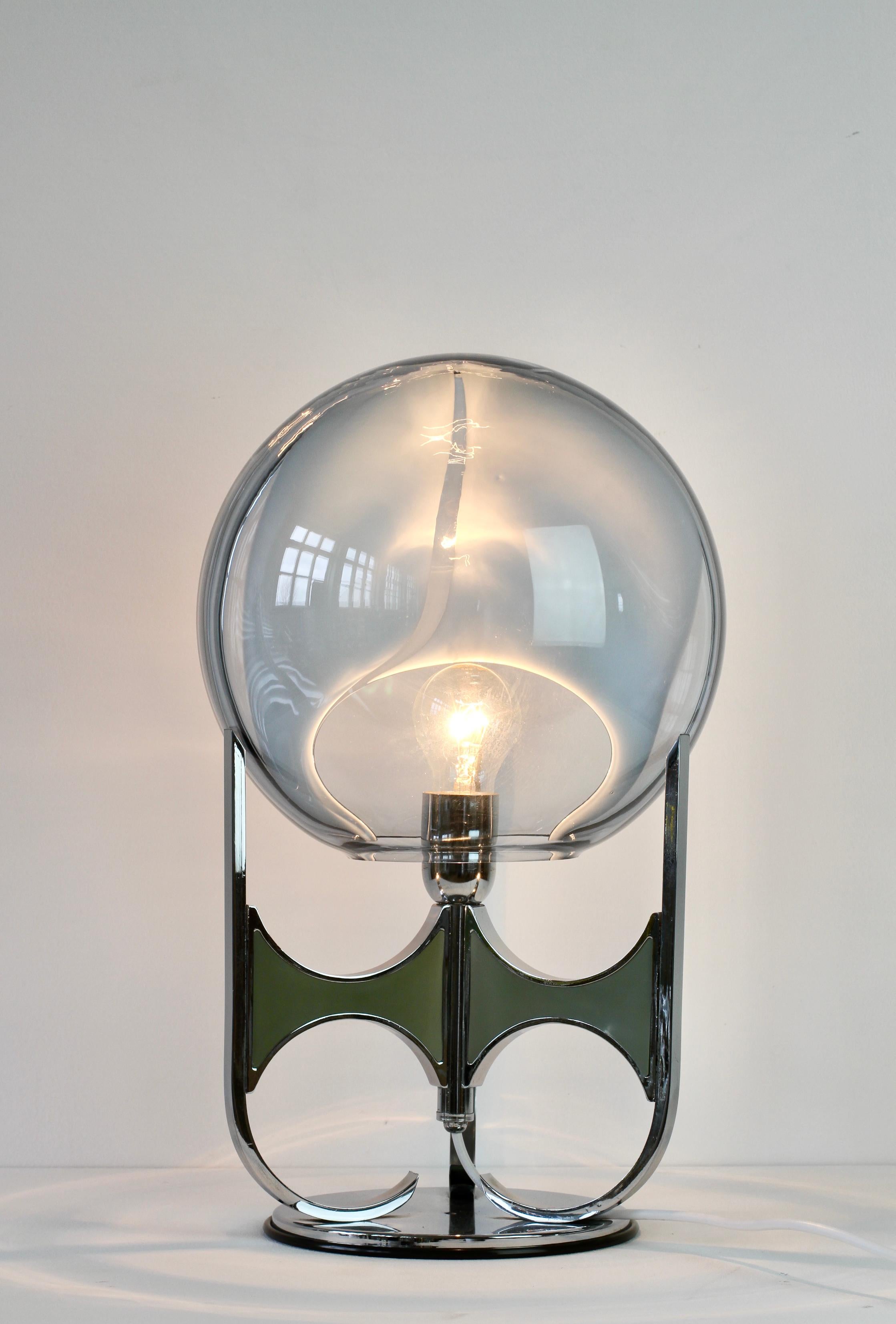 Seltene Toni Zuccheri 'attr.' aus den 1970er Jahren Große italienische Membran Murano Glas Tischlampe (20. Jahrhundert) im Angebot