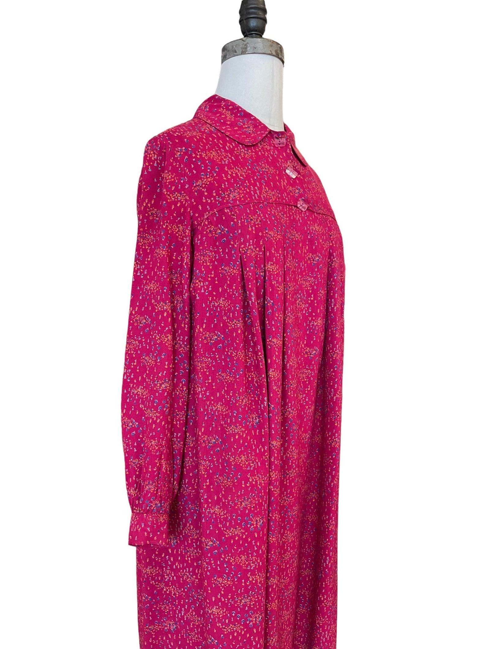 Raspberry Pink Floral Trapeze Dress, Circa 1970s For Sale 1