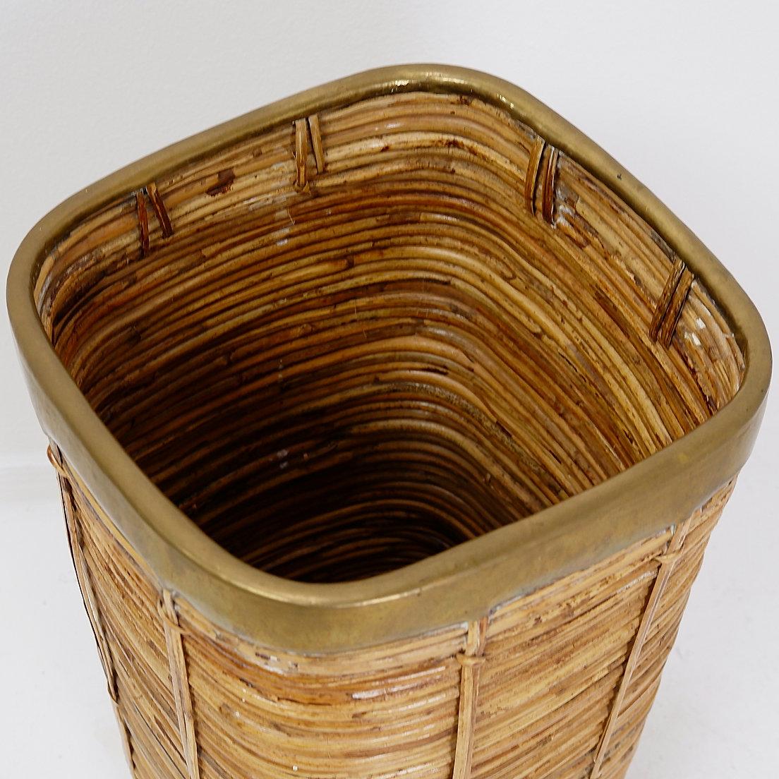 Portaombrelli in rattan e ottone degli anni '70 - Italia in vendita 4