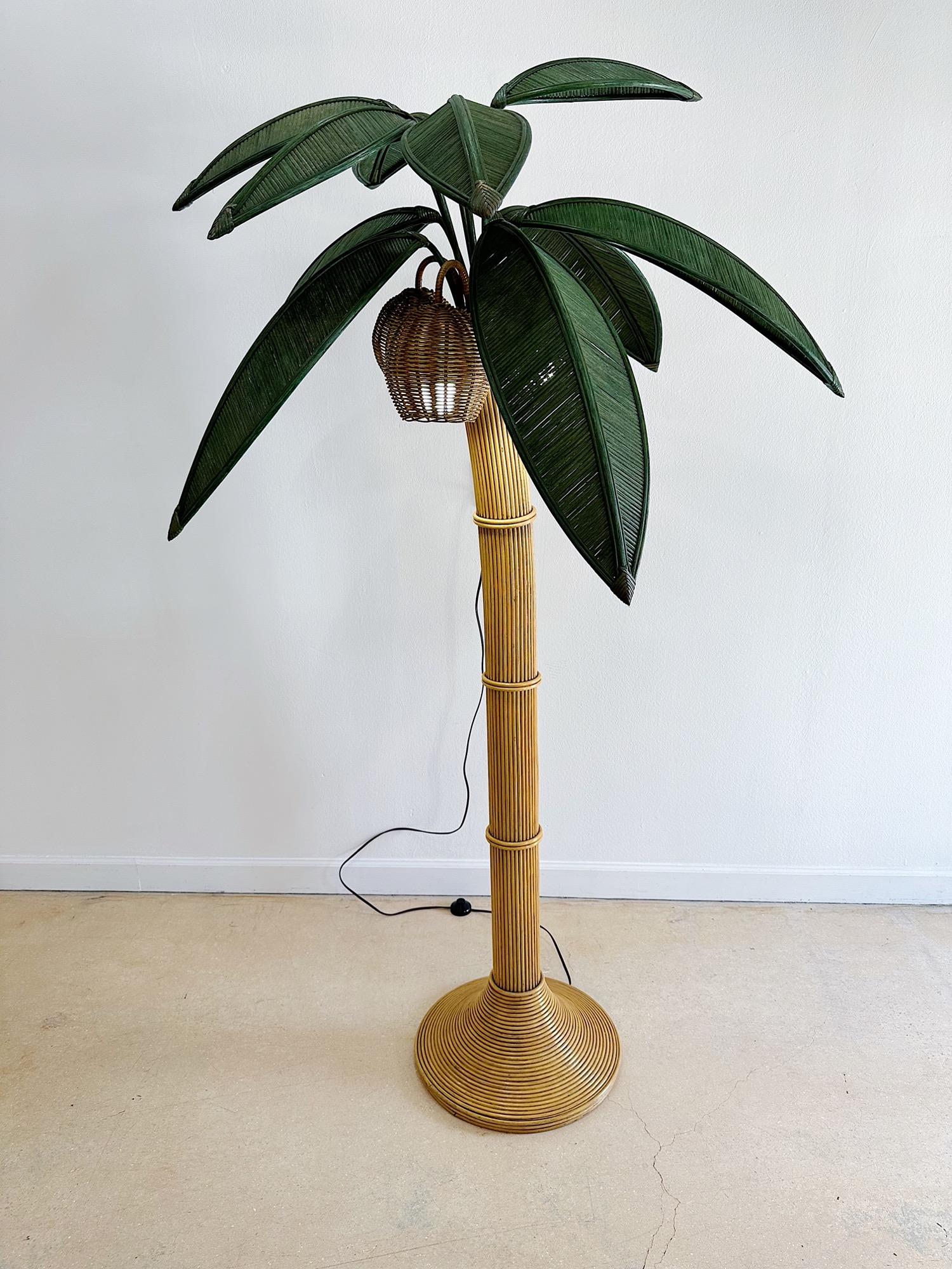 1970s Rattan and Wicker Palm Tree Floor Lamp In Excellent Condition For Sale In Oakland Park, FL