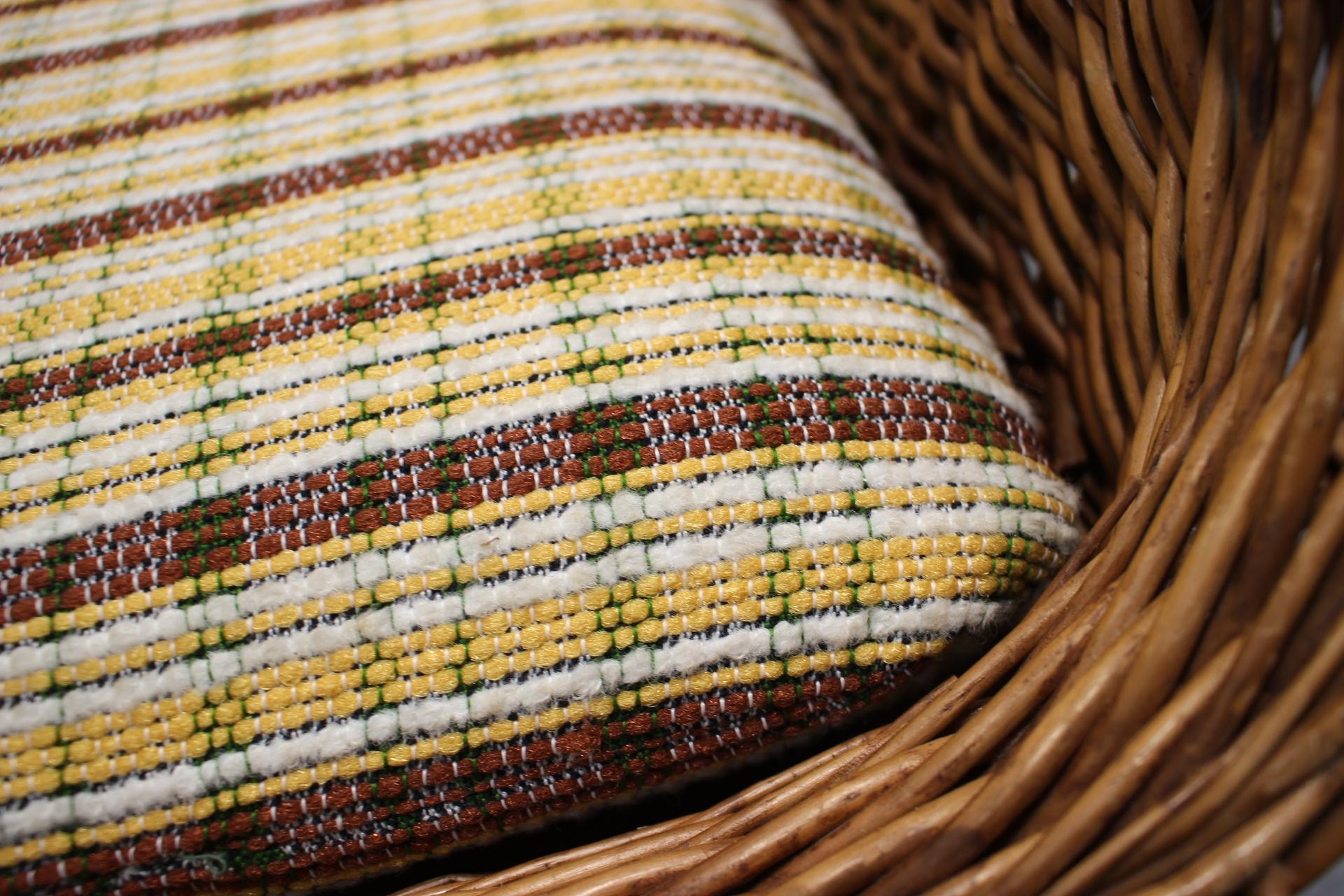 Sillón de ratán de los años 70, Uluv, Checoslovaquia en venta 2