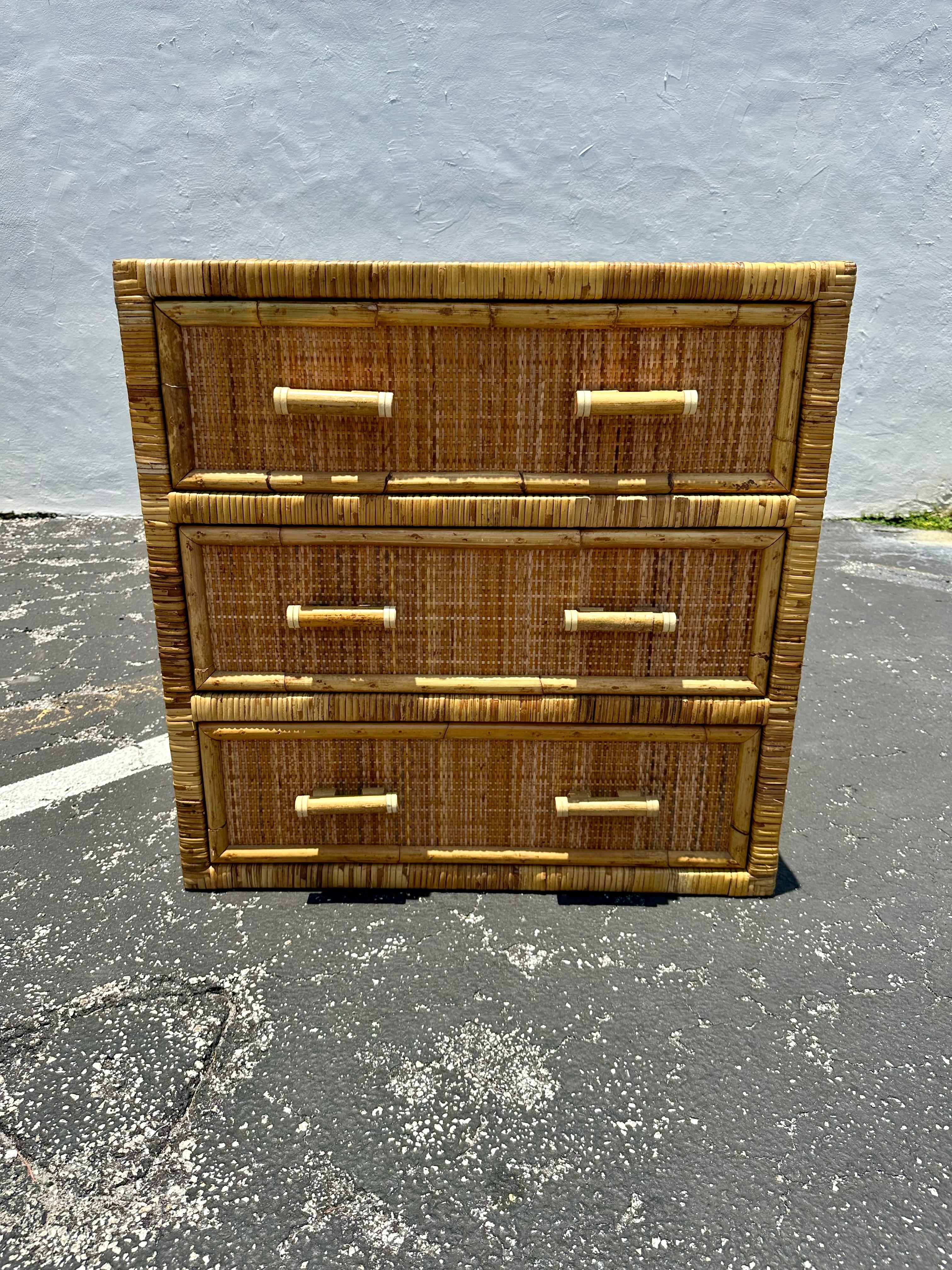On offer on this occasion is one of the most stunning and rare, rattan and woven design chest you could hope to find. In original and unfinished condition. Outstanding design is exhibited throughout. The beautiful dresser is statement piece and