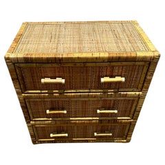 1970er Rattan MCM Glasplatte Kommode Night Stand