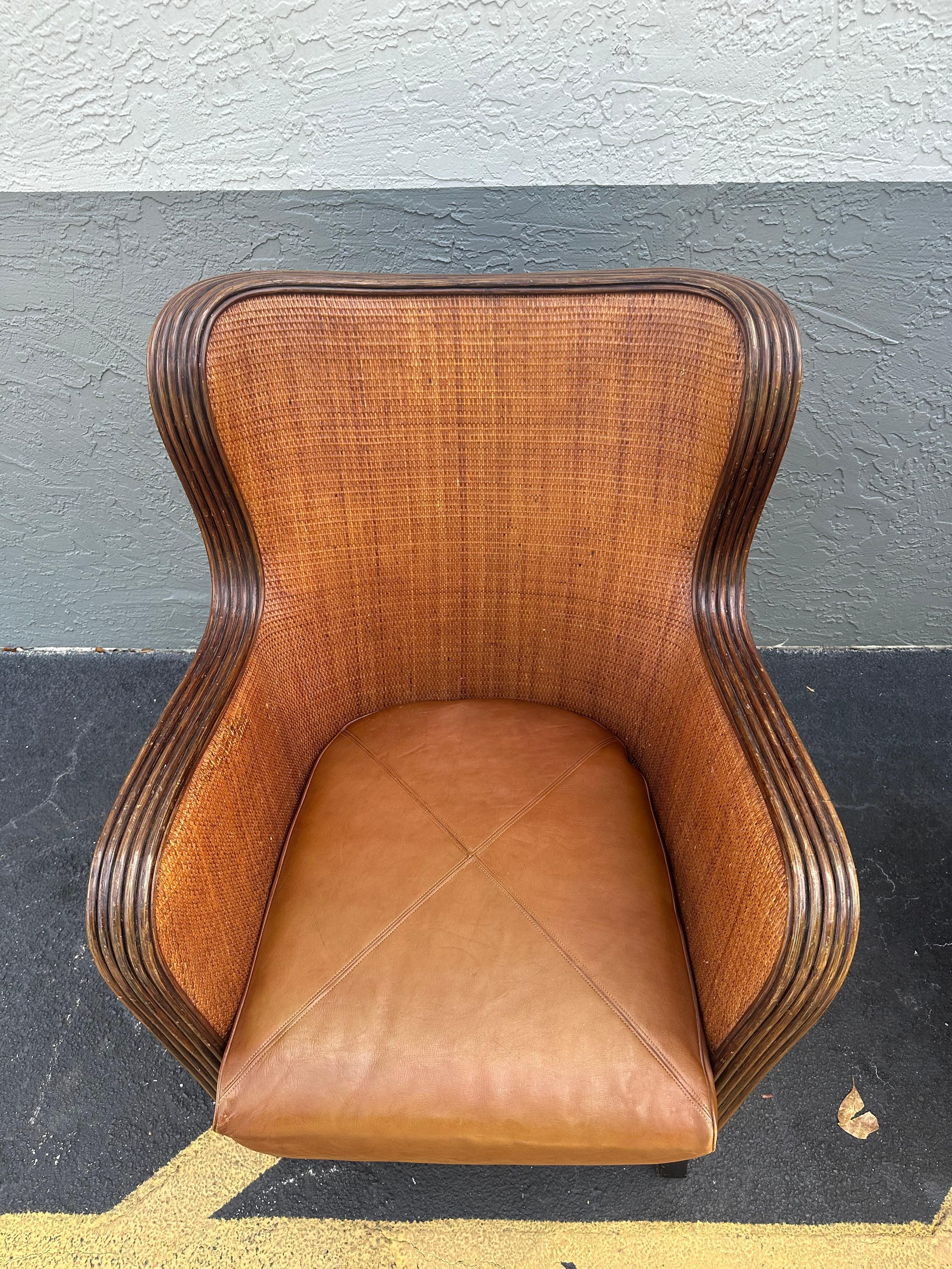 Sedie ad ala curve scultoree in pelle di Ralph Lauren degli anni '70, Set di 2 in vendita 5
