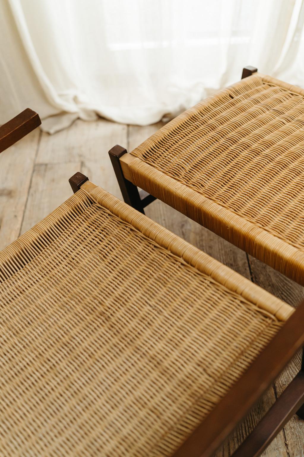 1970's Rattan Lounge Chair and Its Ottoman For Sale 10