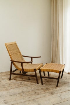 Rattan-Loungesessel und seine Ottomane aus den 1970er Jahren