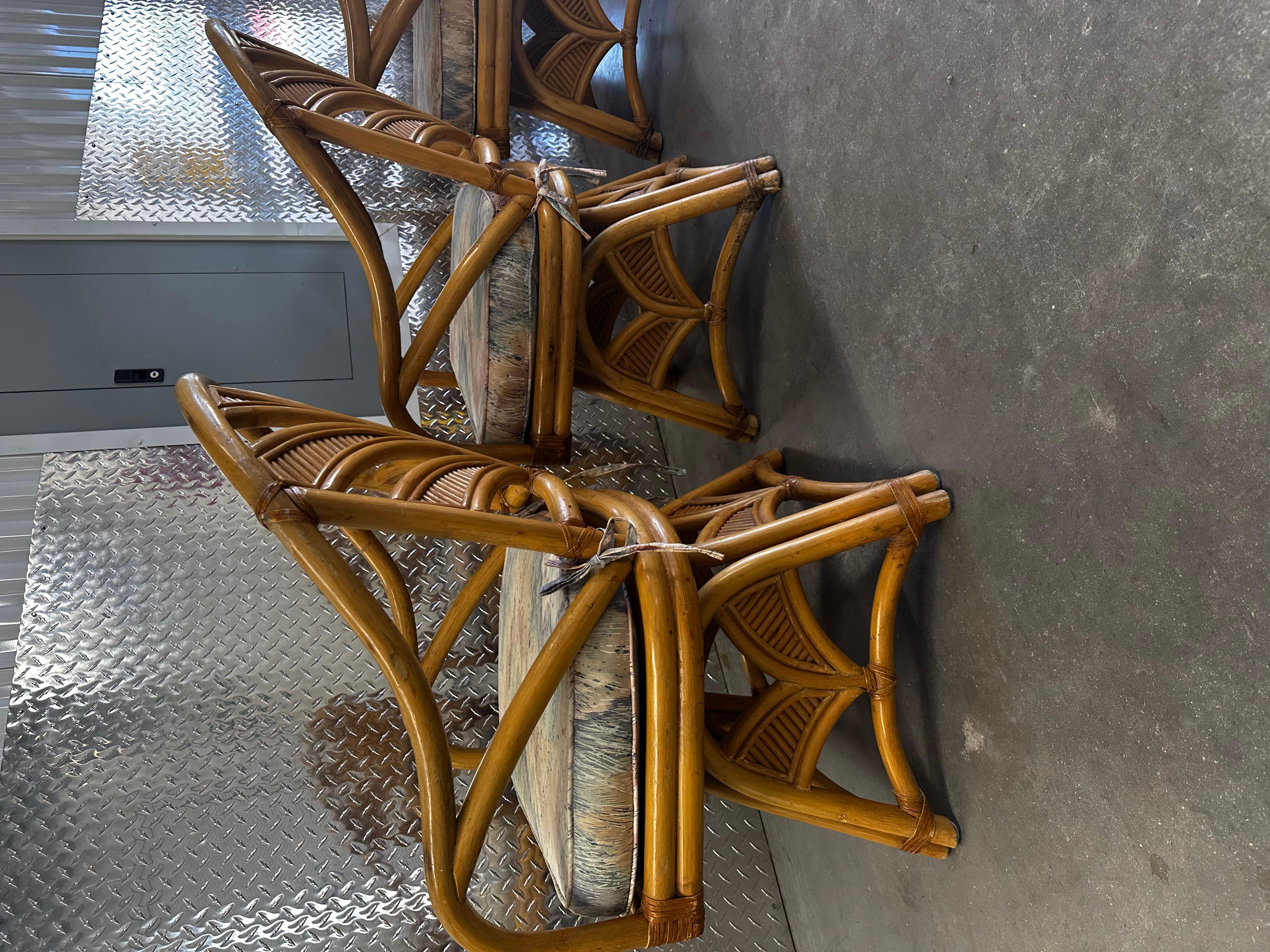1970s Rattan Palms Reed Pedestal Pastel Swivel Dining Chairs , Set of 4 For Sale 7