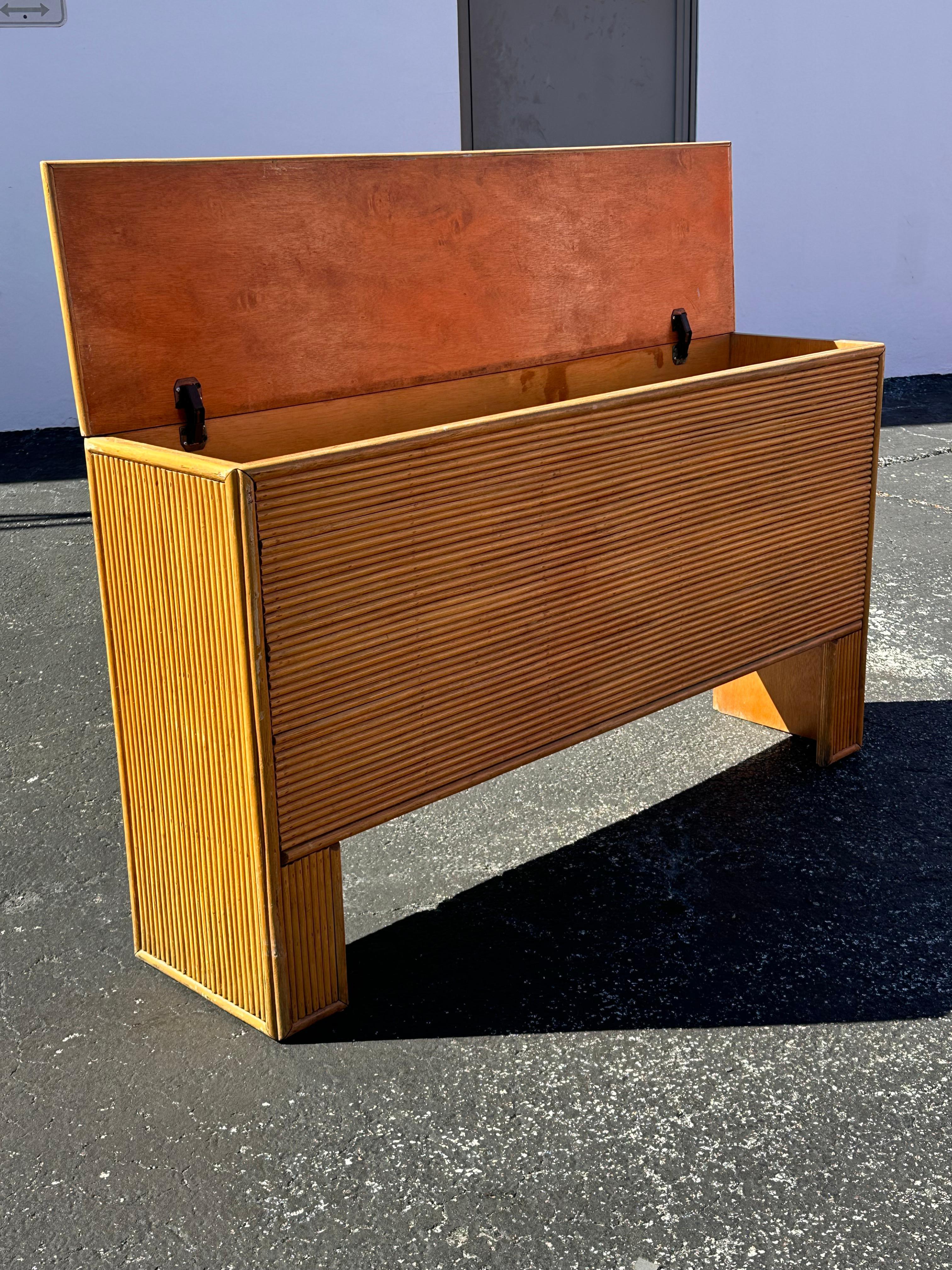 1970s Rattan Reed Wood Console Storage Trunk Table For Sale 1
