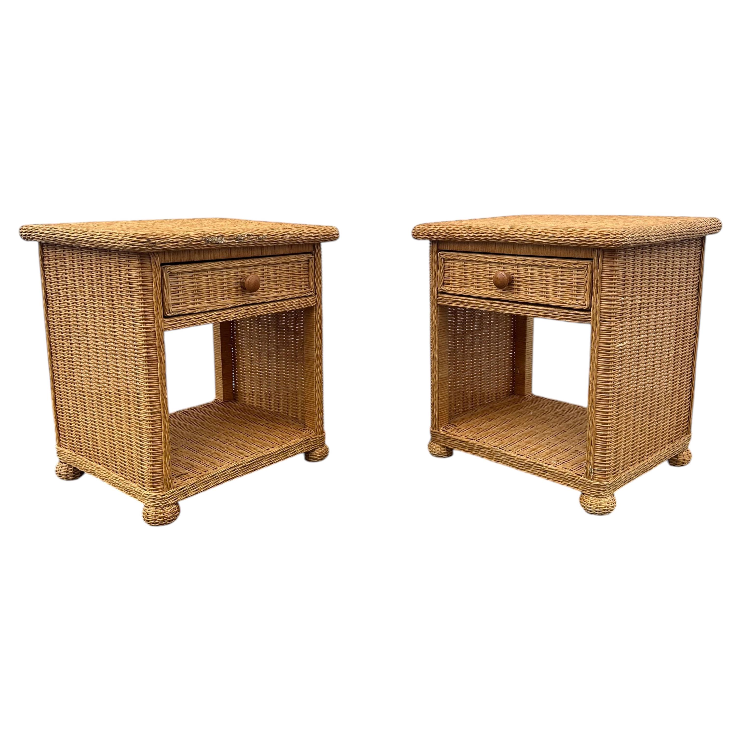 Tables de chevet en rotin des années 1970, lot de 2