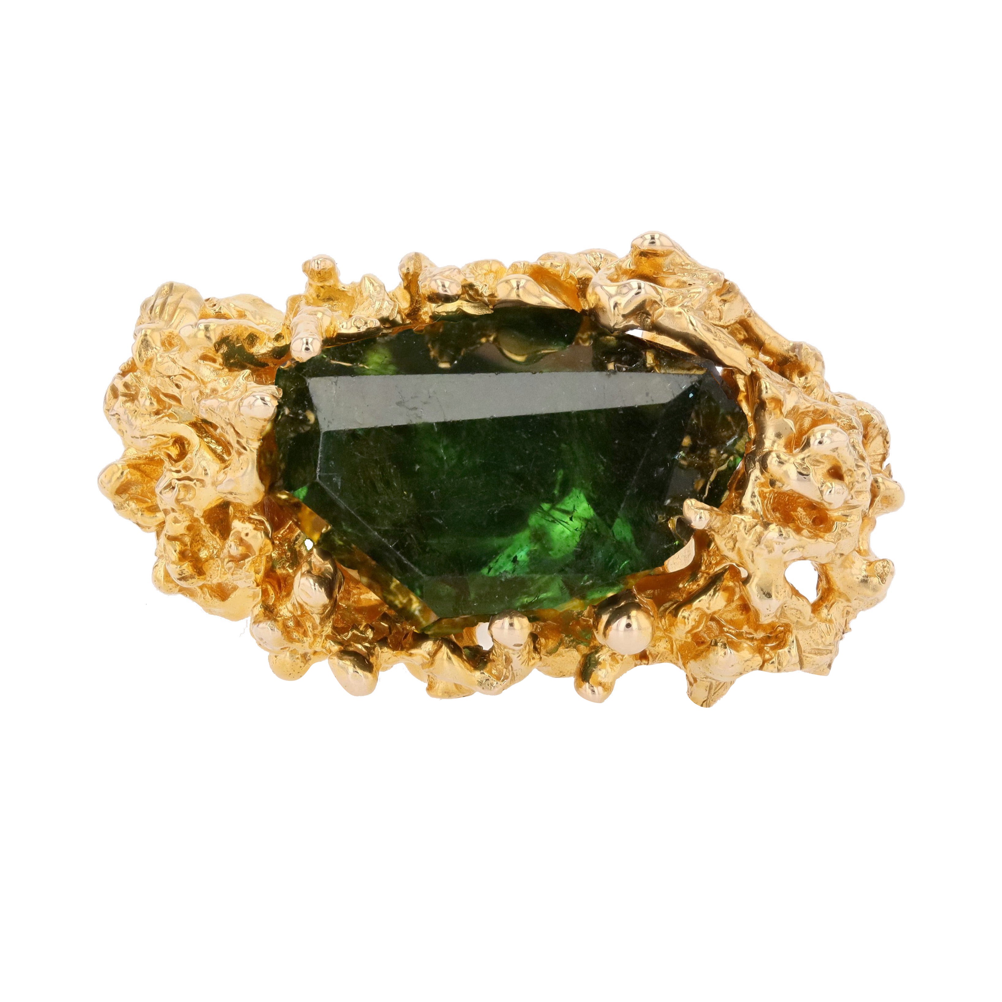 What is brutalist style jewelry?