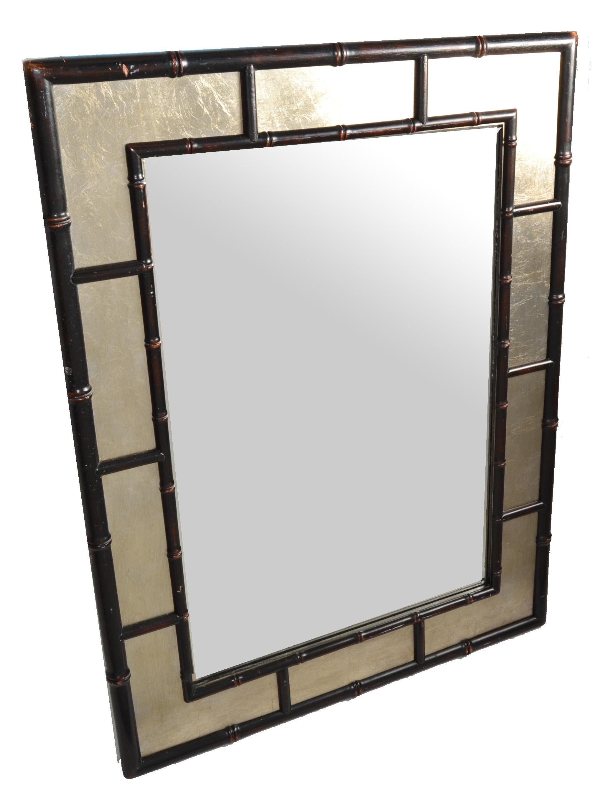 1970 Rectangle Silver and Brown Faux Bamboo Wood Wall Mirror Mid-Century Modern (Miroir mural en bois de bambou) en vente 4