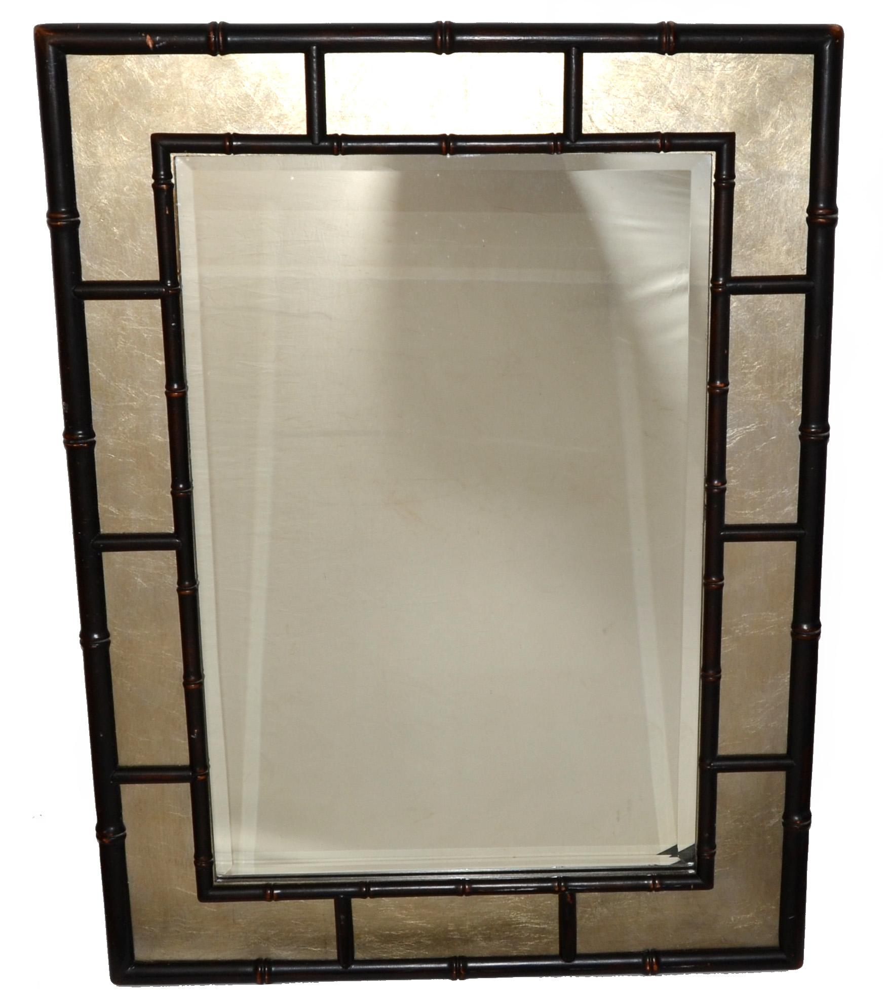 20ième siècle 1970 Rectangle Silver and Brown Faux Bamboo Wood Wall Mirror Mid-Century Modern (Miroir mural en bois de bambou) en vente