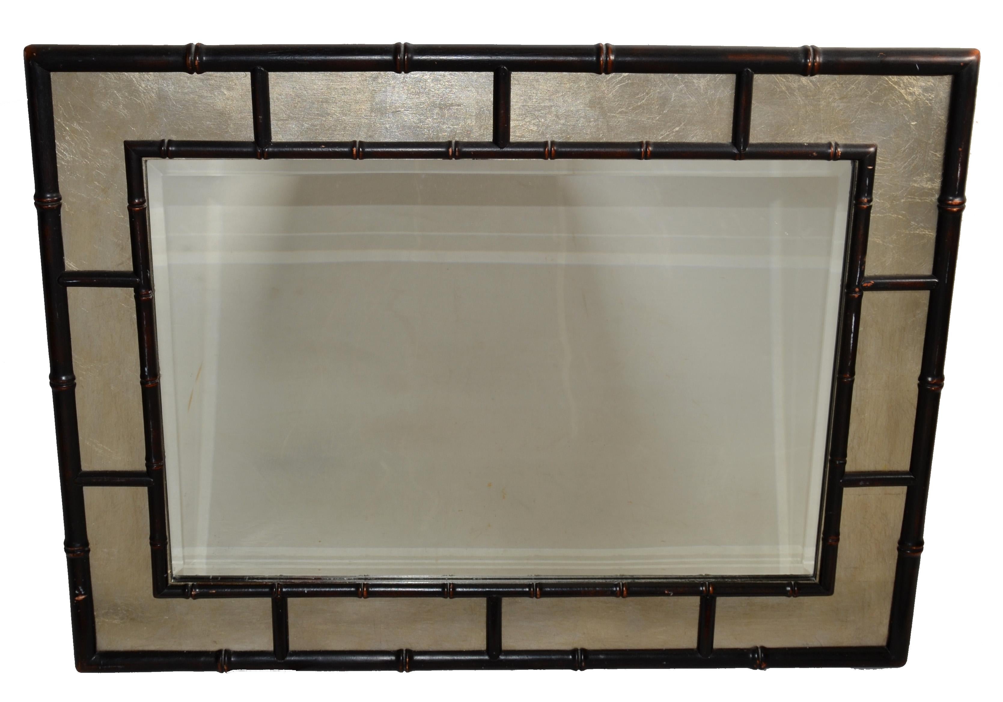 Bambou 1970 Rectangle Silver and Brown Faux Bamboo Wood Wall Mirror Mid-Century Modern (Miroir mural en bois de bambou) en vente