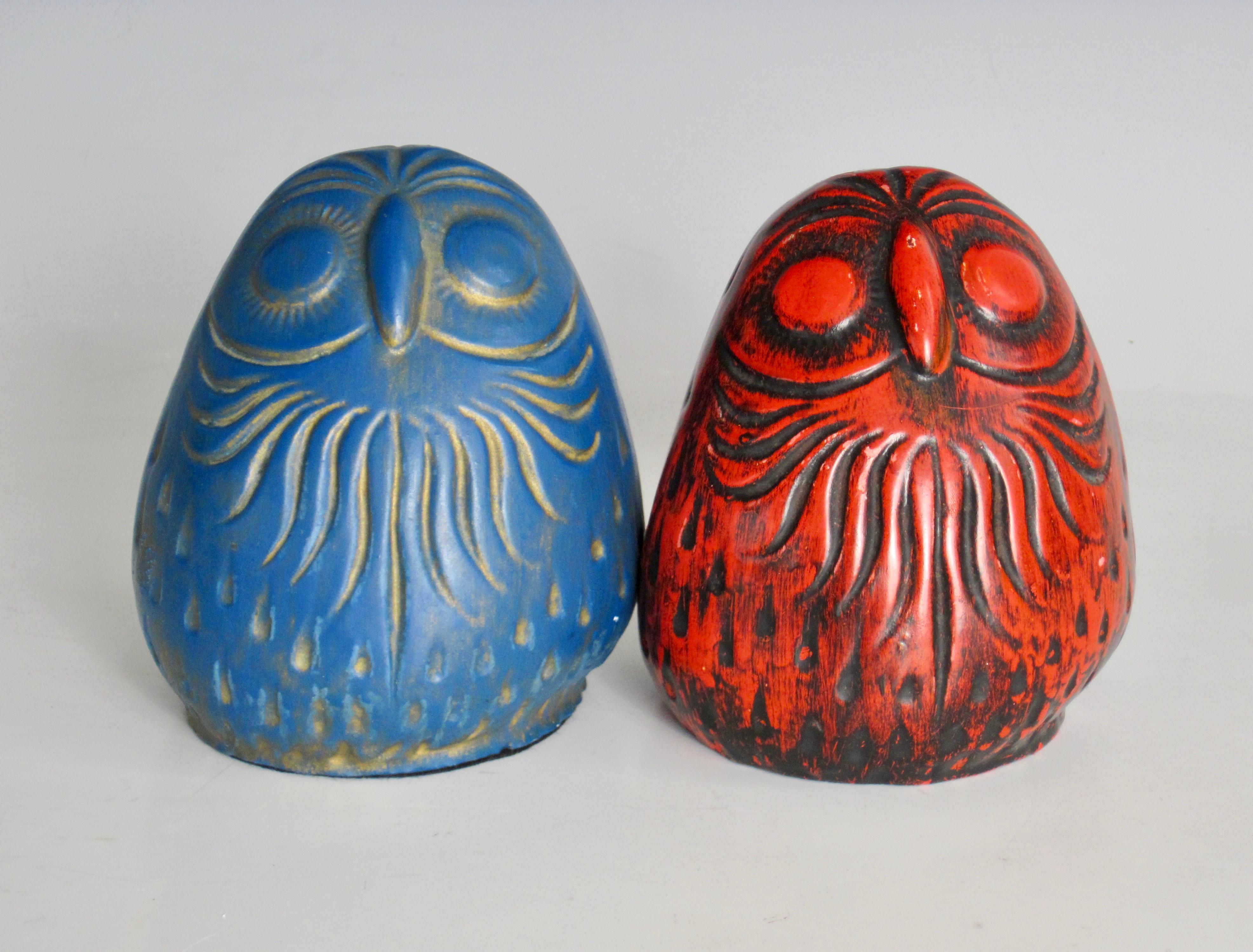 Mid-Century Modern 1970s Red and Blue Owl Sculpture Pair