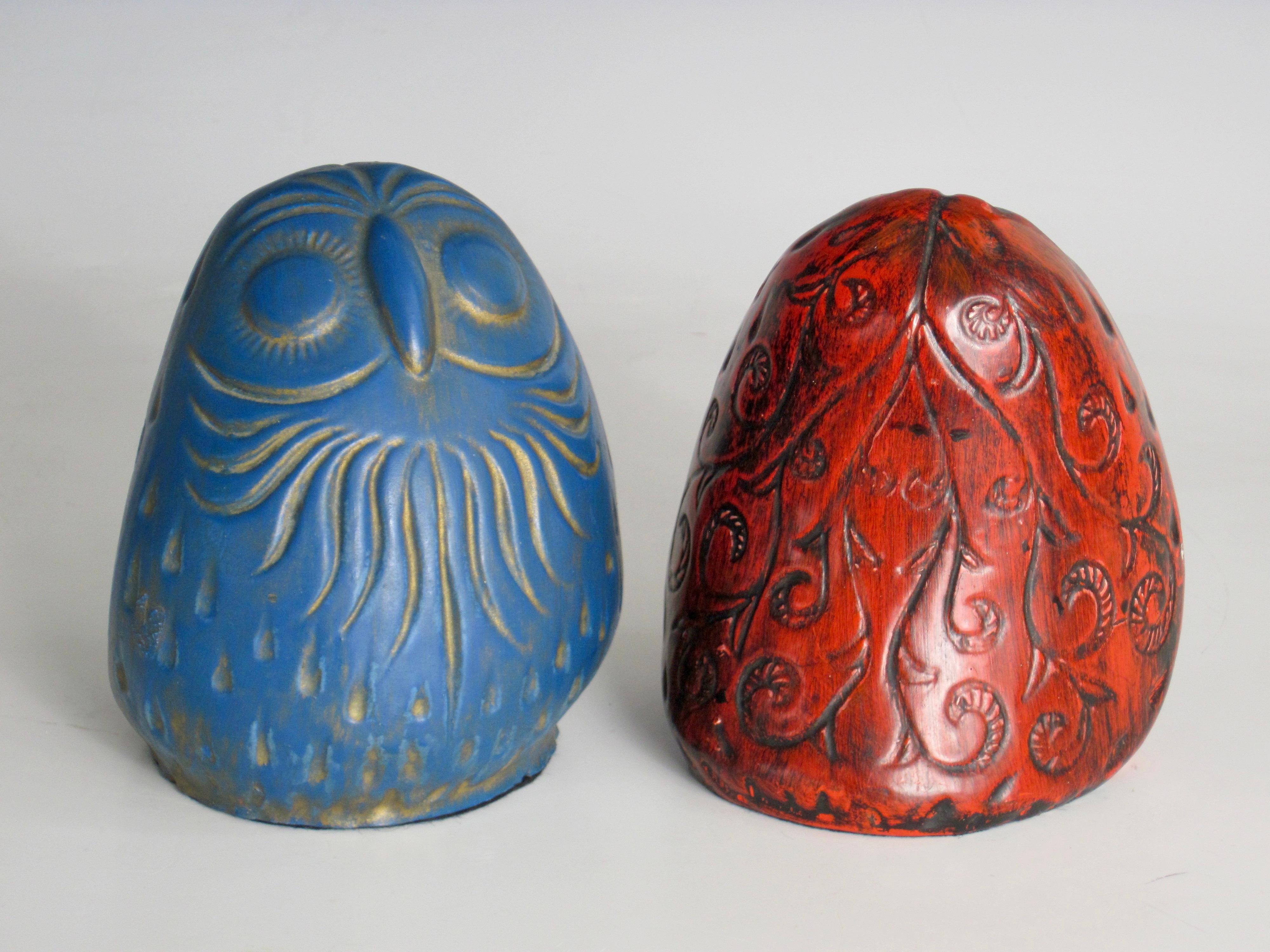 1970s Red and Blue Owl Sculpture Pair 2